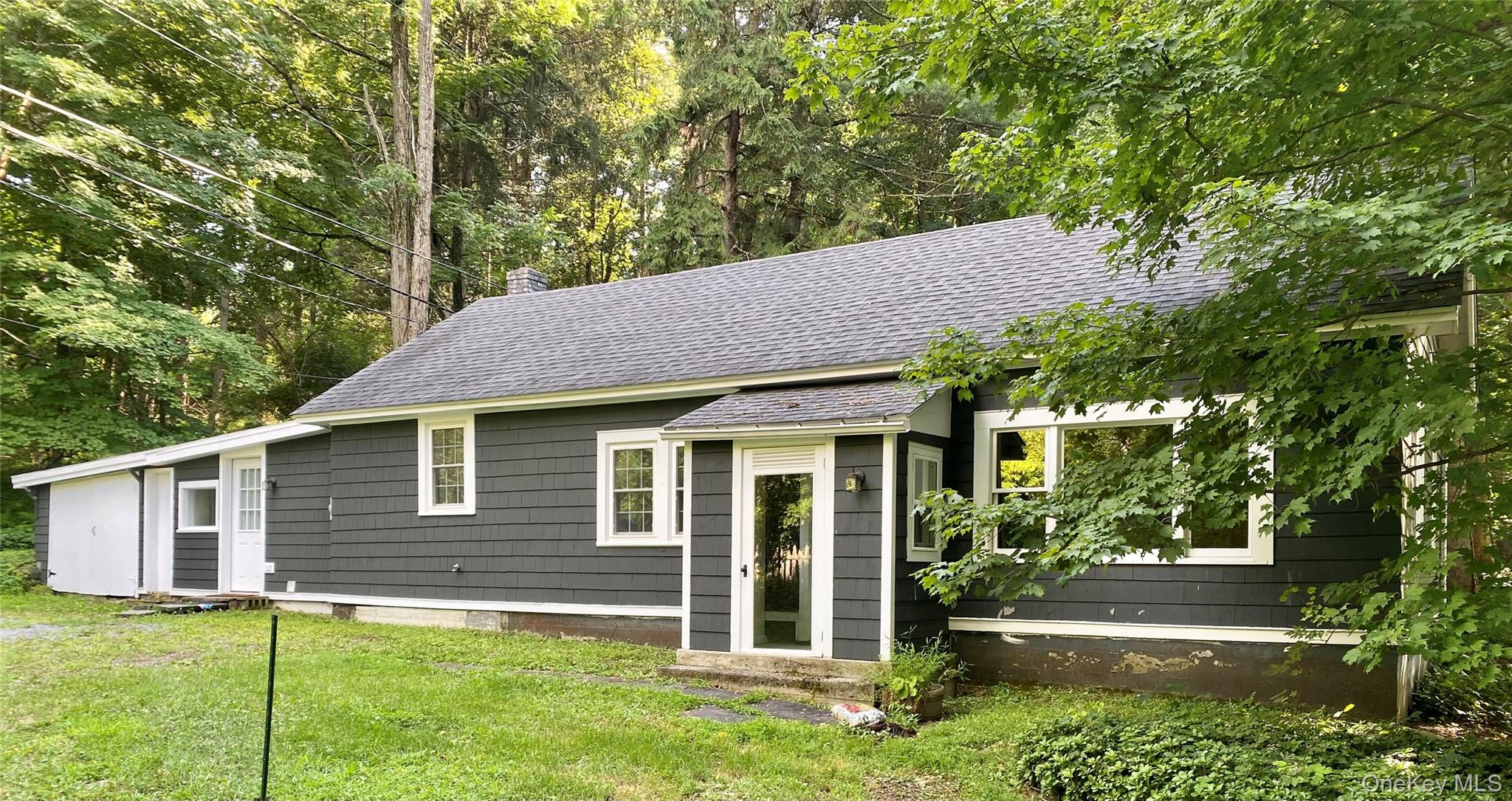 #1 photo, 74 Hapeman Hill, Red Hook , NY 12571