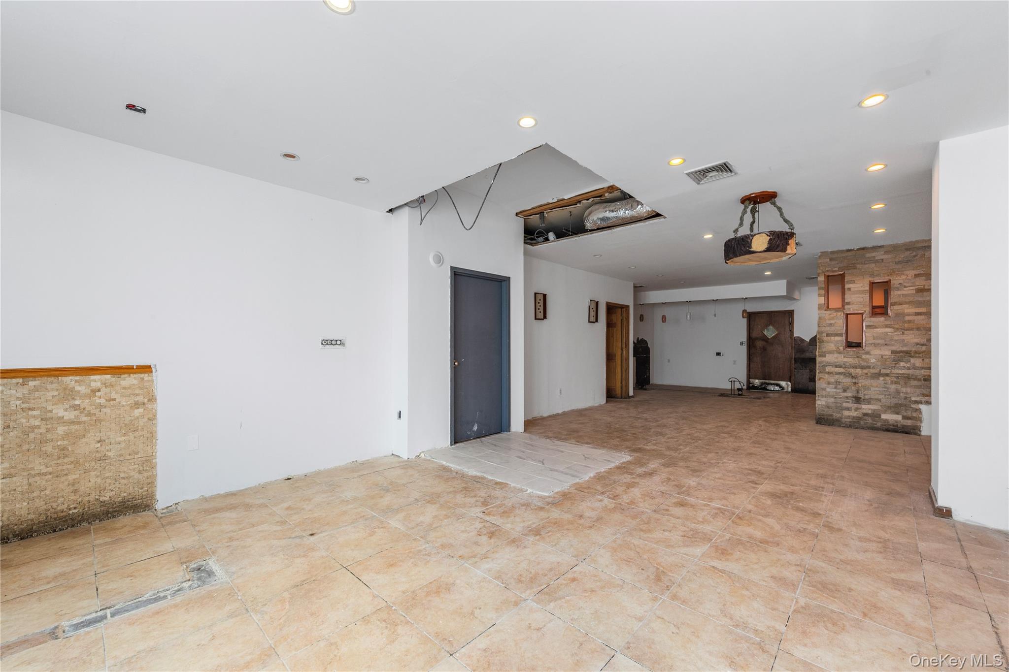 #5 photo, 25-24 Broadway, クイーンズ区 Astoria , NY 11106