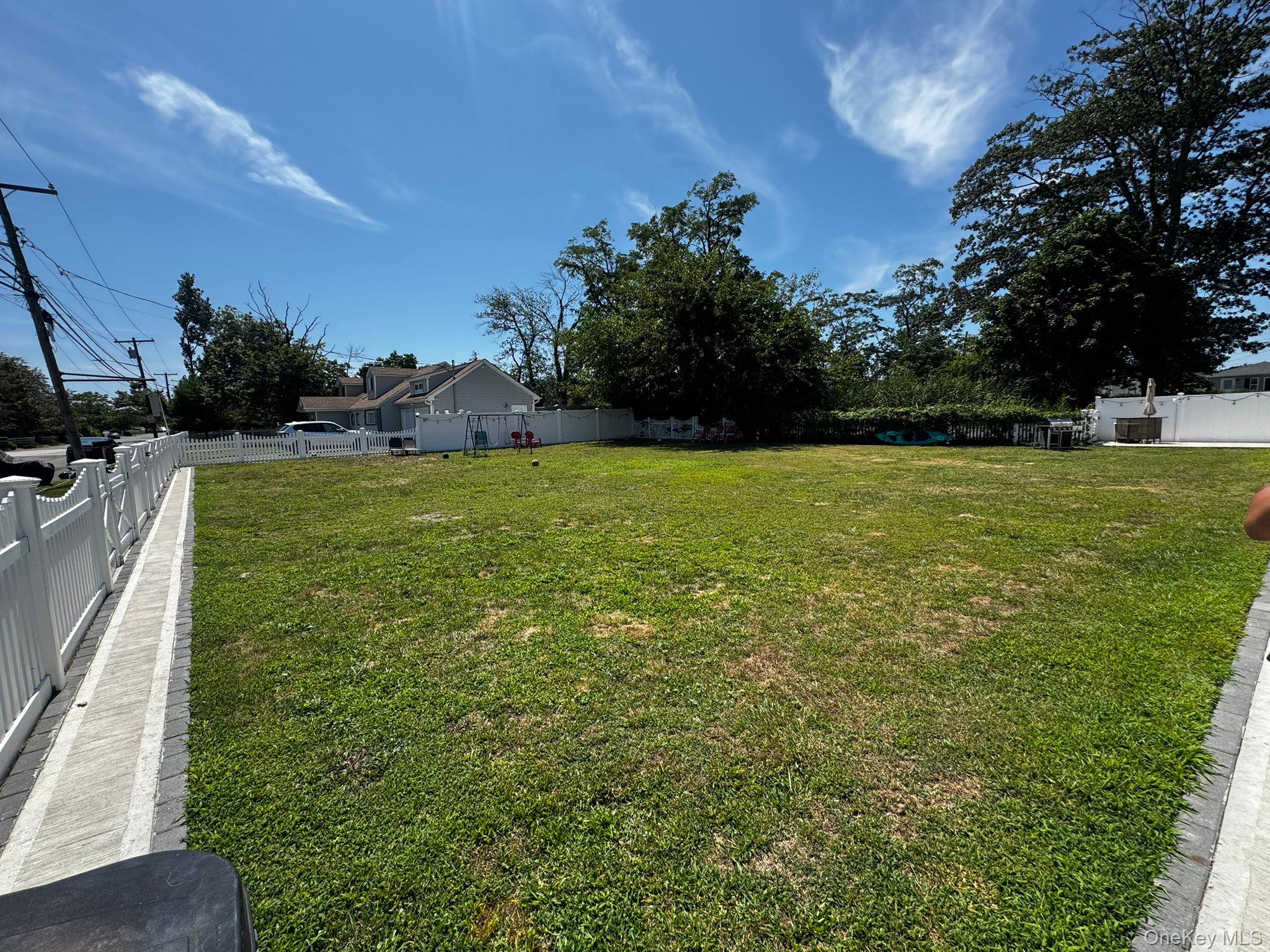 #12 photo, Clocks Boulevard, ナッソー郡 Massapequa , NY 11758