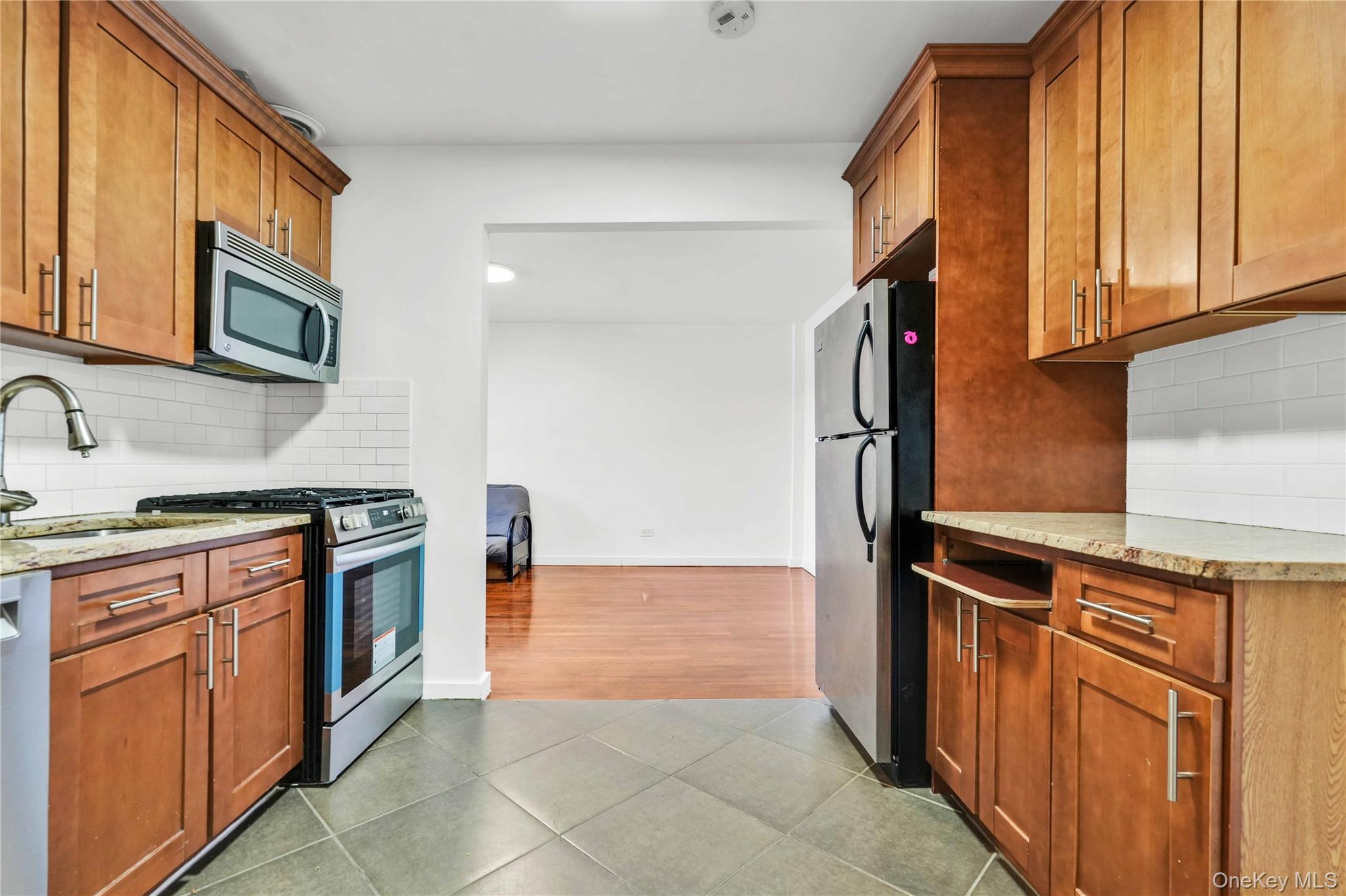 #7 photo, 150-29 72nd Road, クイーンズ区 Flushing , NY 11367