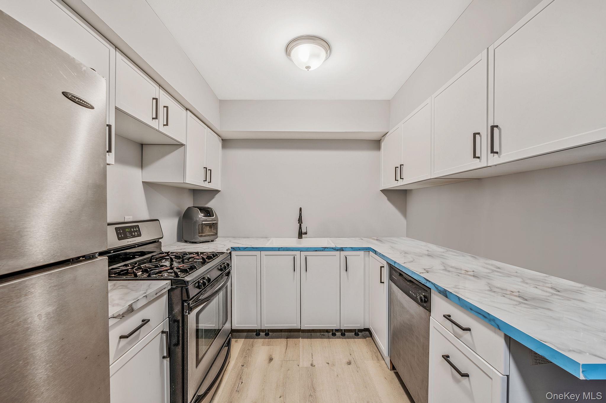 #5 photo, 140 Bailey Court, サフォーク郡 Middle Island , NY 11953