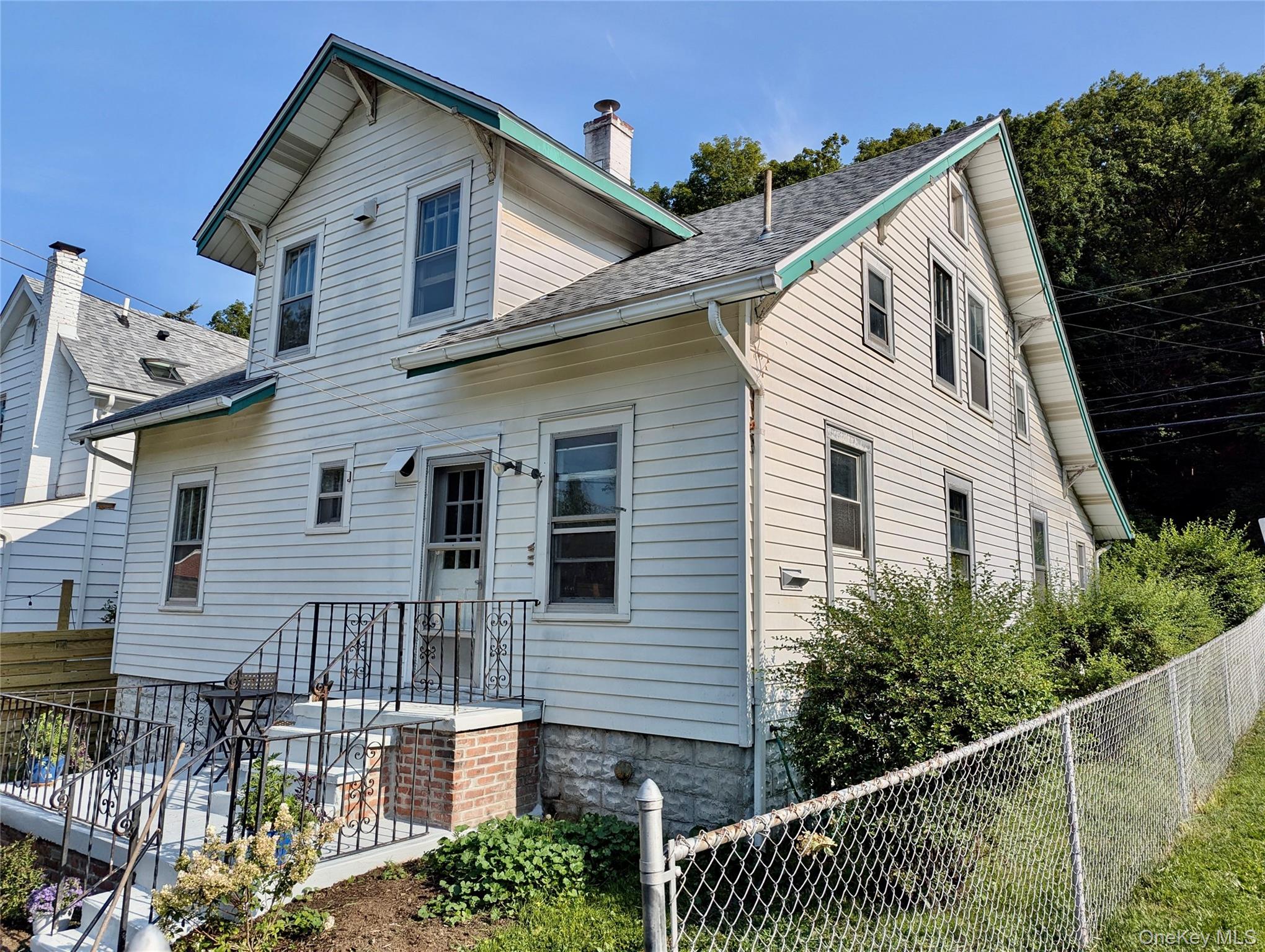 #1 photo, 407 Delaware Avenue, Kingston , NY 12401