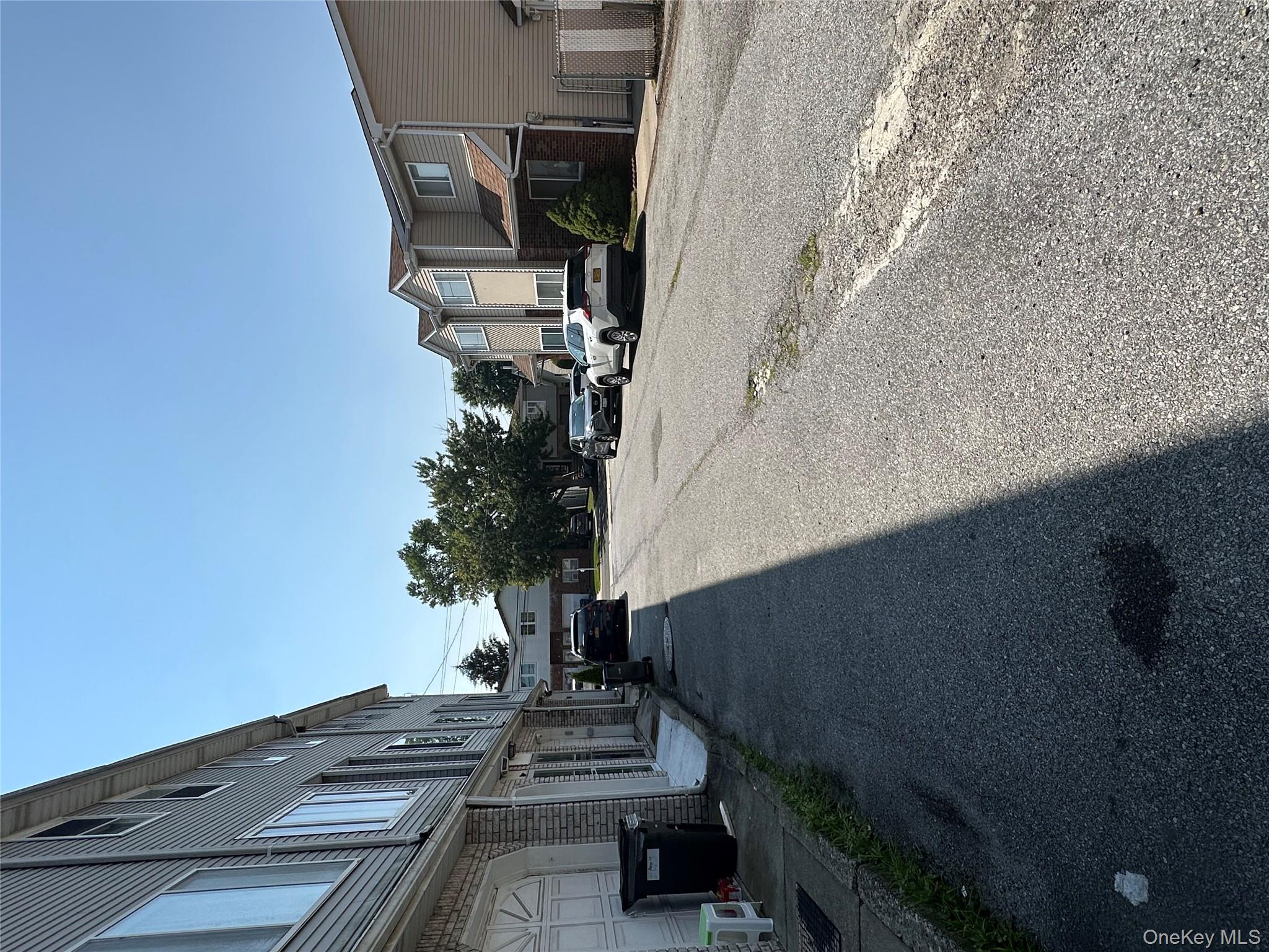 #1 photo, 1 Patty Court, スタテンアイランド Staten Island , NY 10312