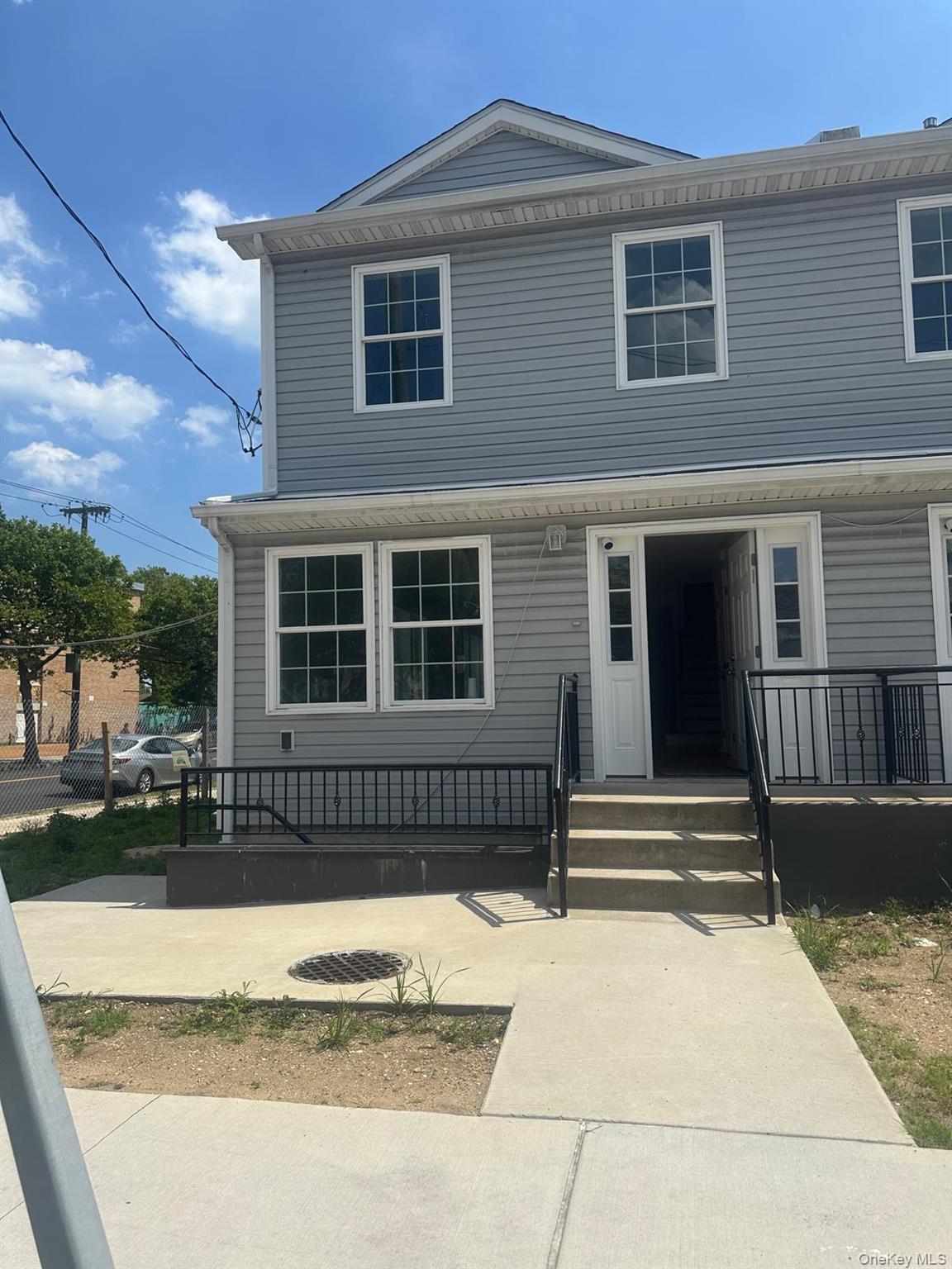 #1 photo, 903 903 Hicksville, クイーンズ区 Far Rockaway , NY 11691