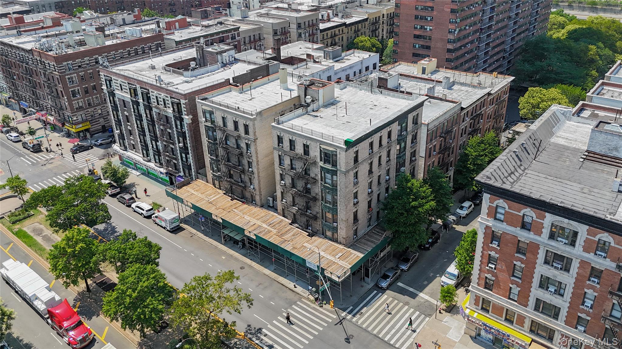 #13 photo, 3431 Broadway, マンハッタン New York (Manhattan) , NY 10031