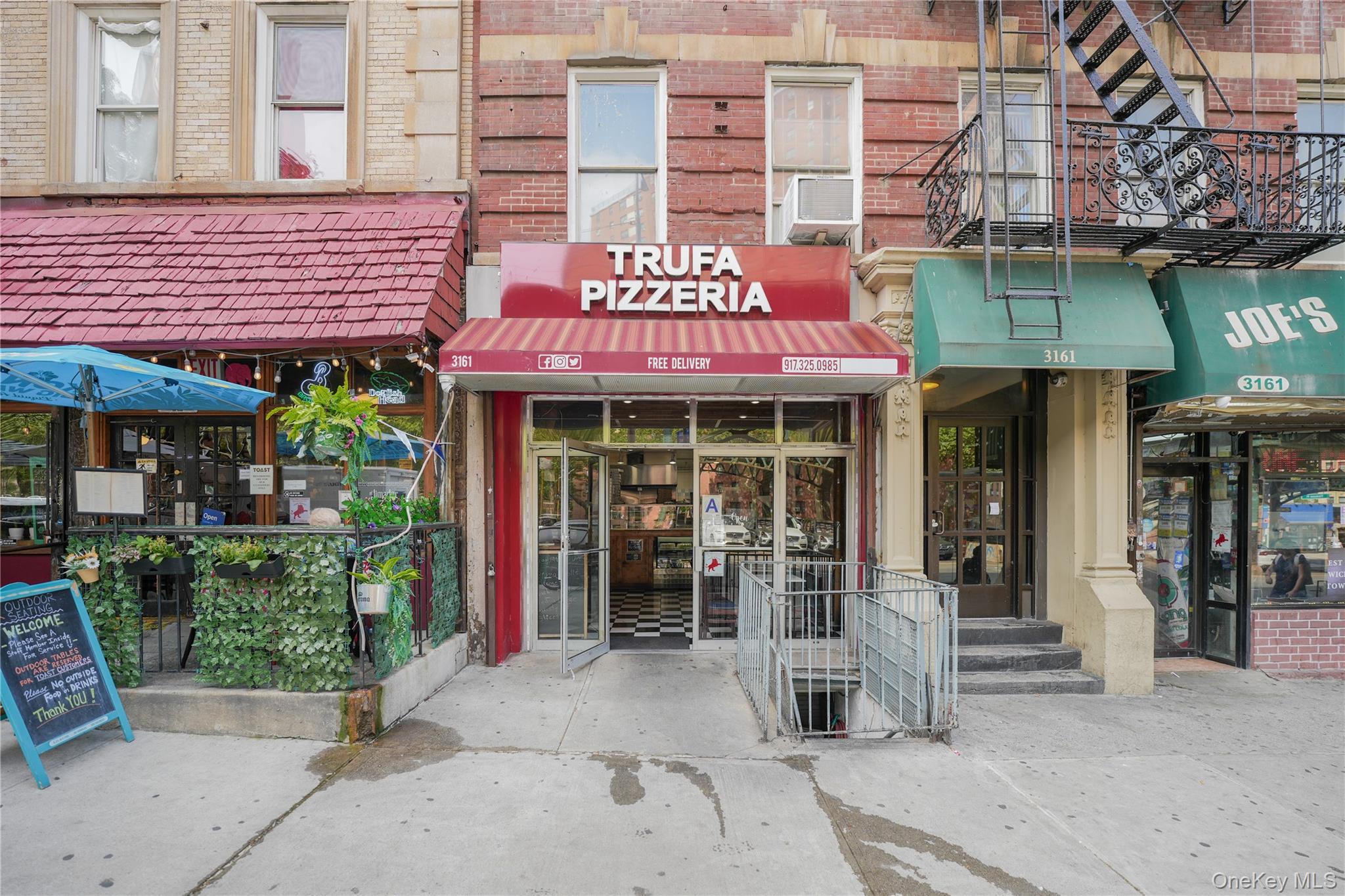 #1 photo, 3161 Broadway, マンハッタン New York (Manhattan) , NY 10027