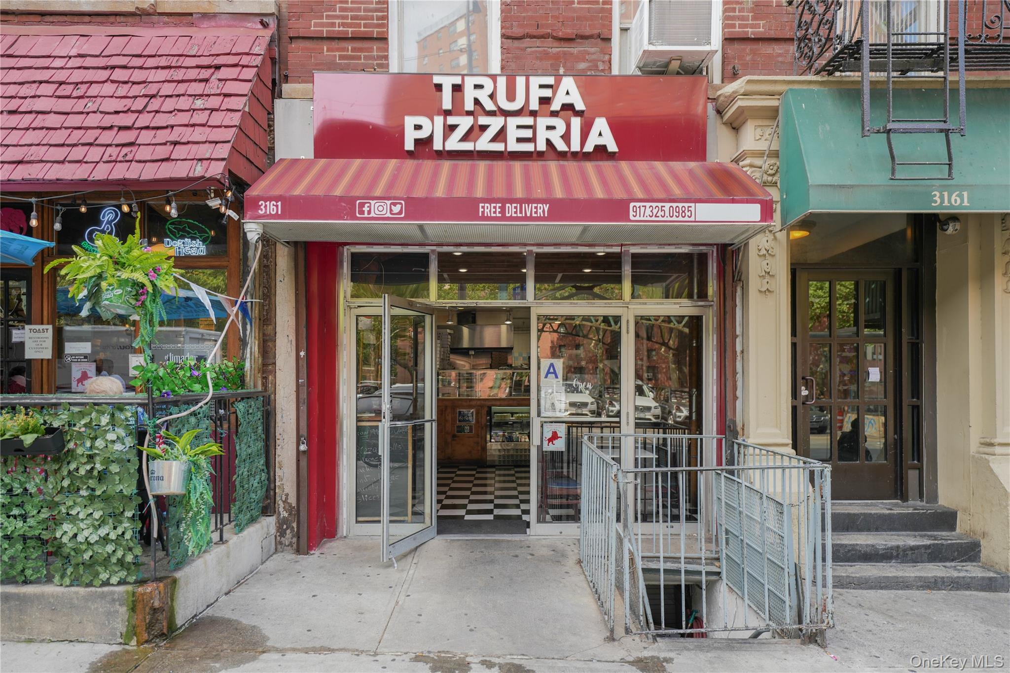 #3 photo, 3161 Broadway, マンハッタン New York (Manhattan) , NY 10027