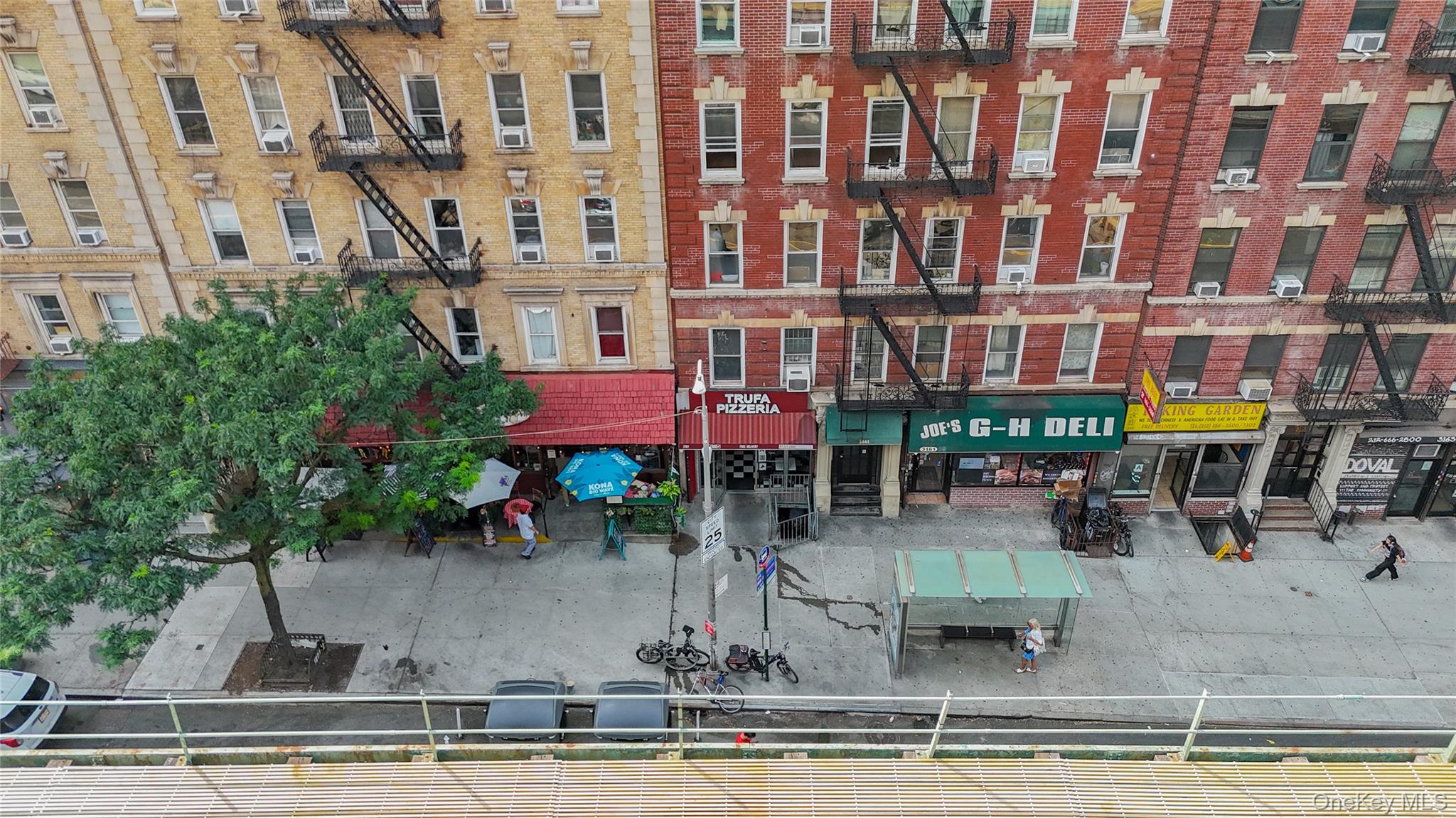 #9 photo, 3161 Broadway, マンハッタン New York (Manhattan) , NY 10027