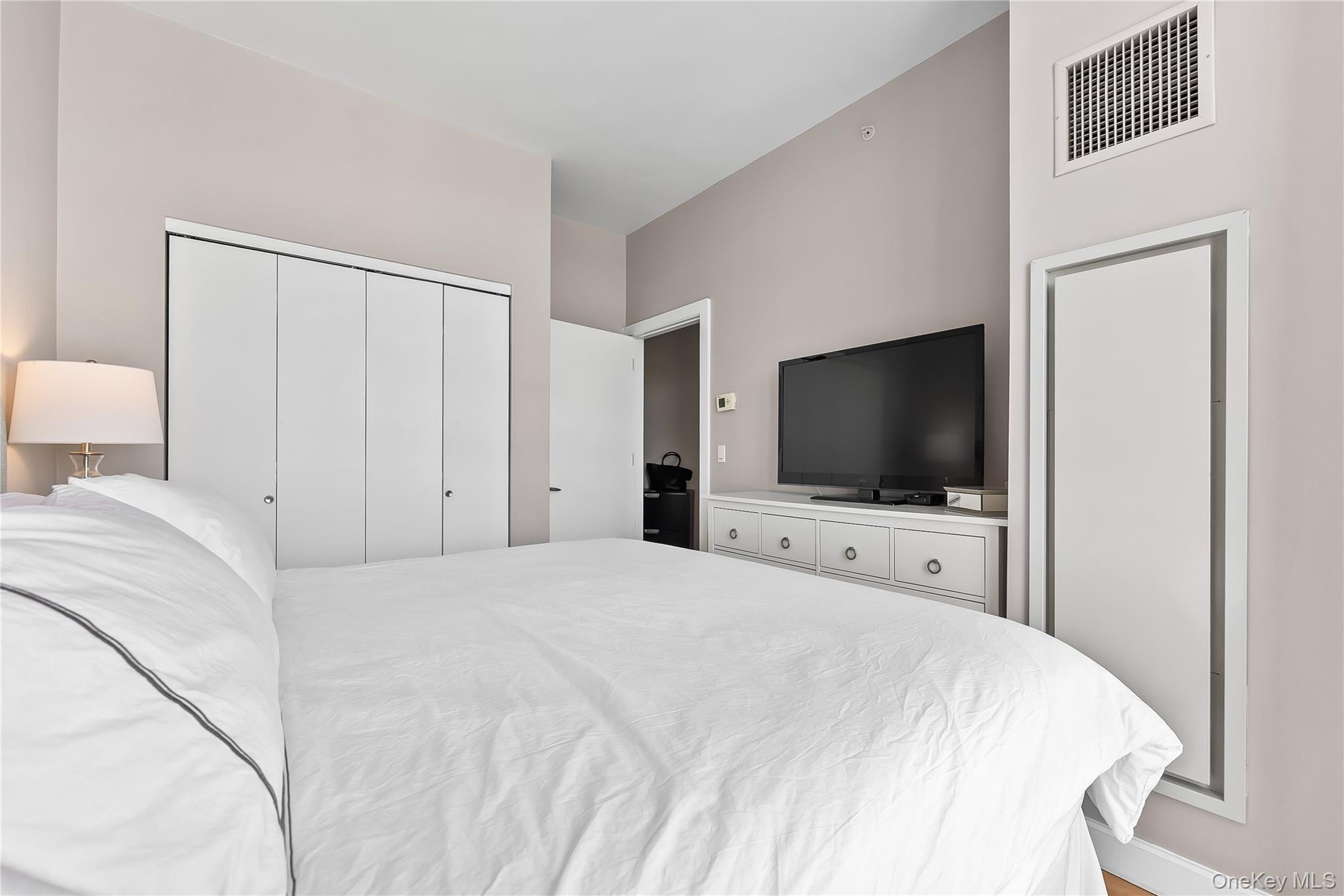 #17 photo, 11-24 31 Avenue, クイーンズ区 Astoria , NY 11106