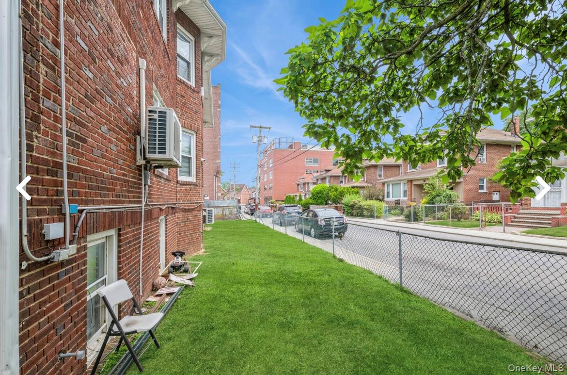 #17 photo, 1092 Beach 12th Street, クイーンズ区 Far Rockaway , NY 11691