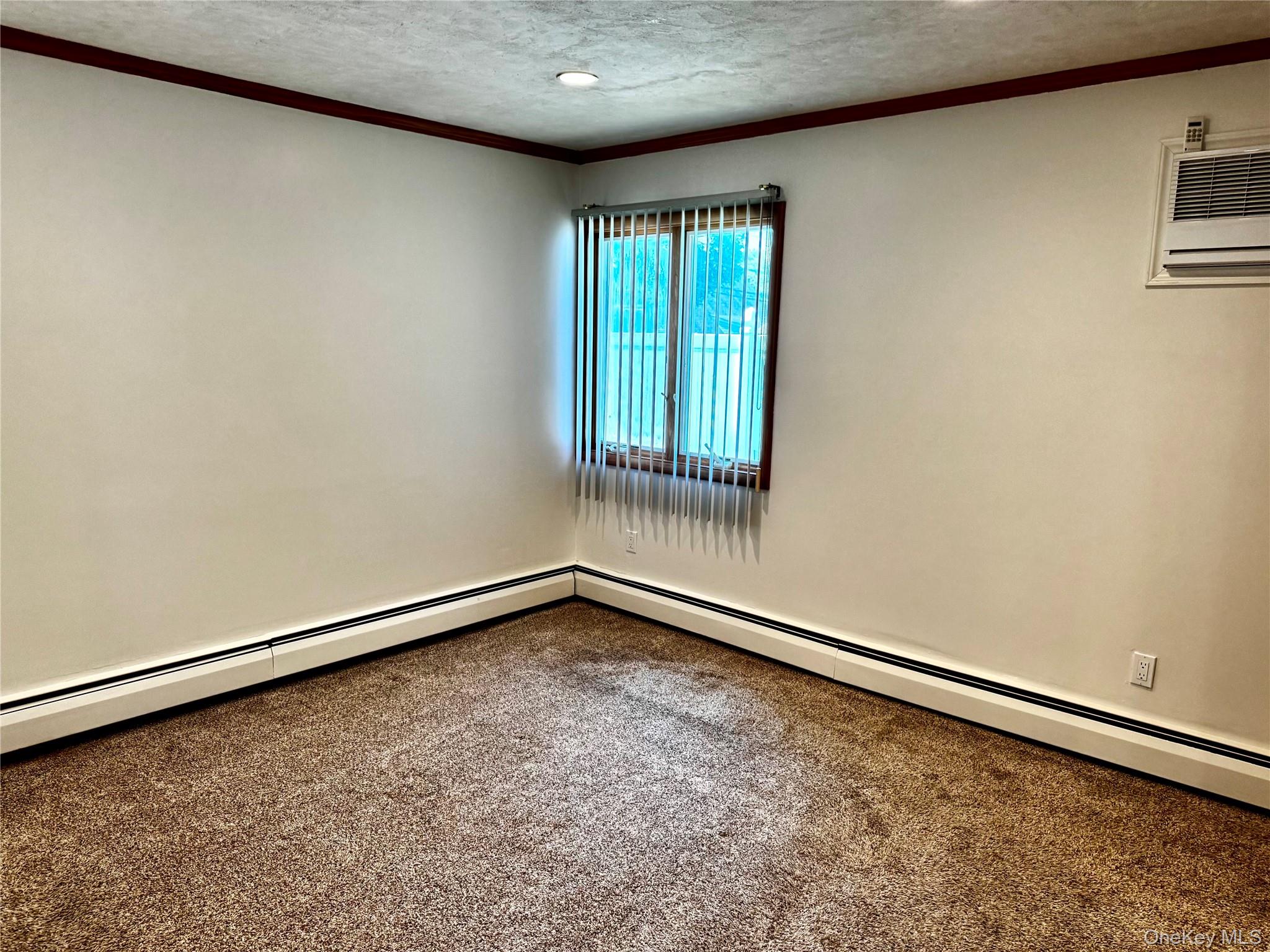 #10 photo, 12 Elves Lane, Levittown , NY 11756