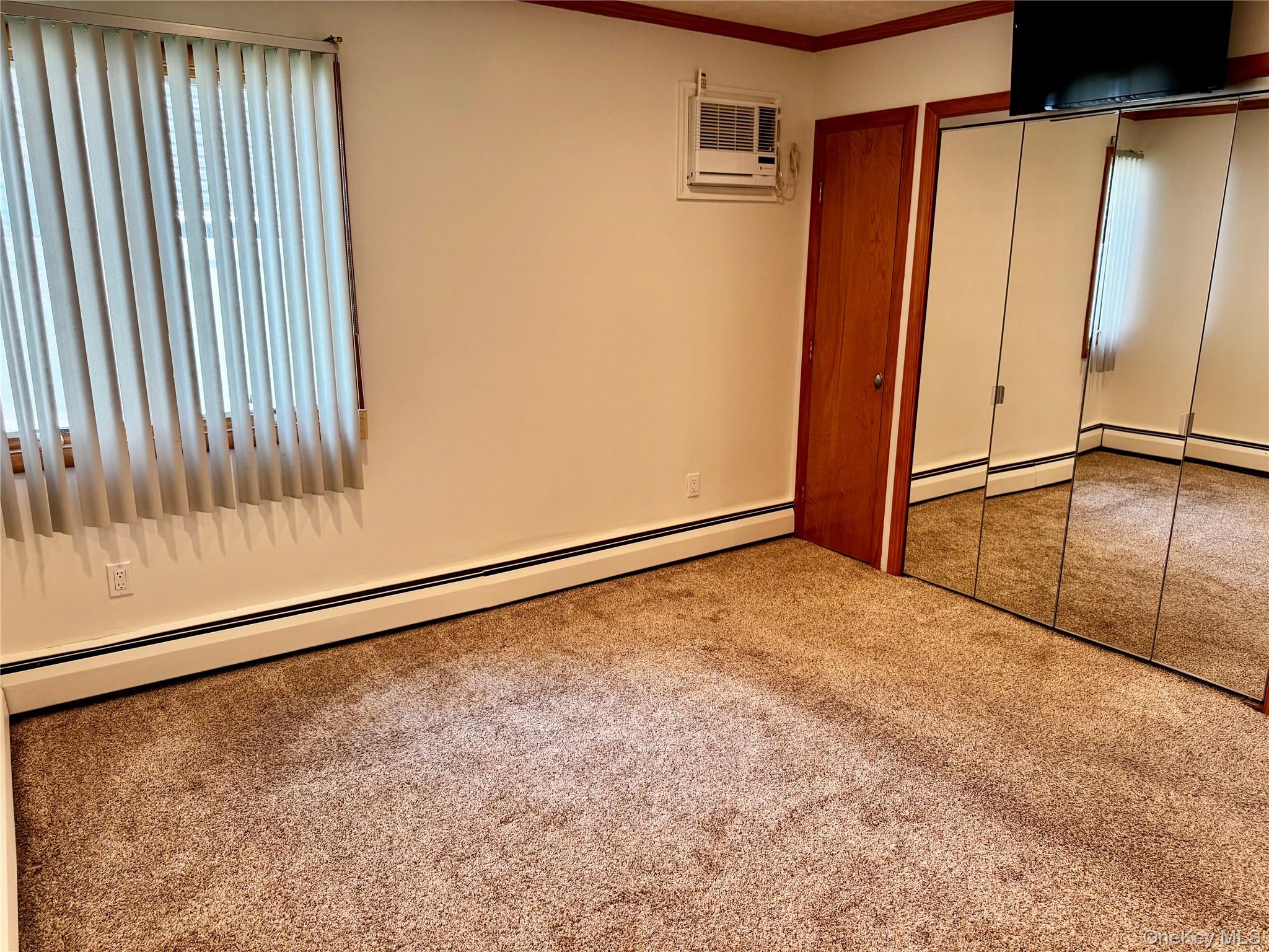 #9 photo, 12 Elves Lane, Levittown , NY 11756