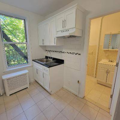 #35 photo, 41-25 53st, クイーンズ区 woodside , NY 11377