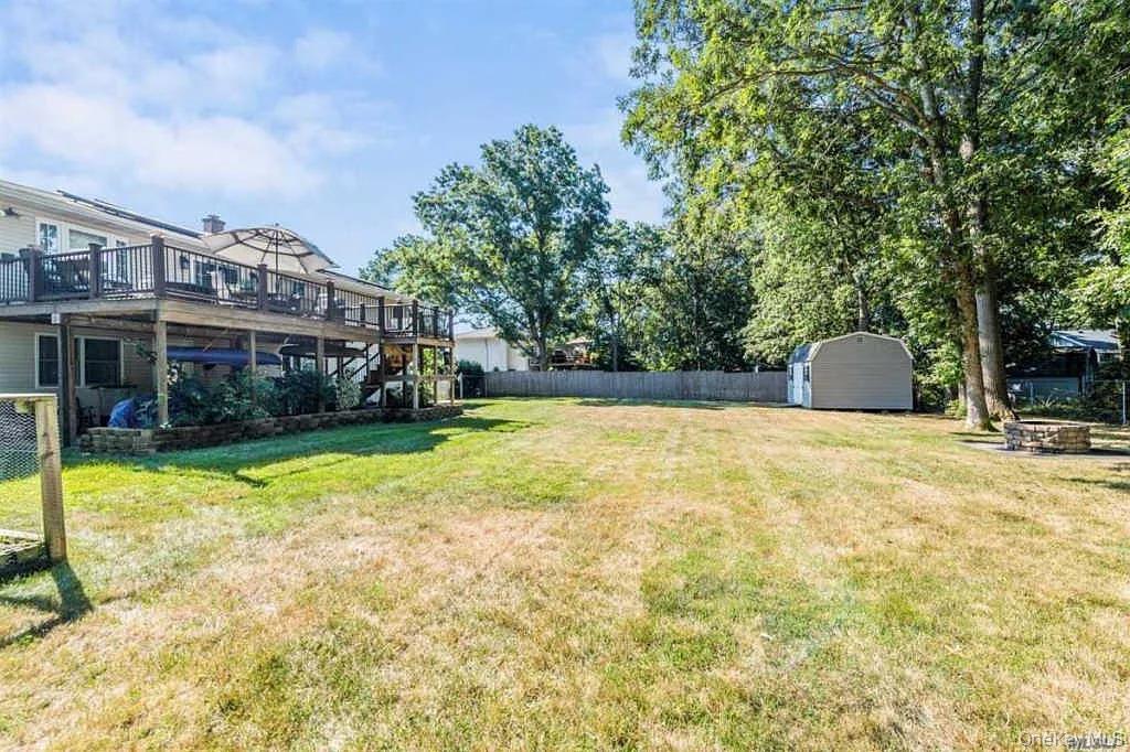 #15 photo, 16 Maryanne ave, Port Jefferson Station , NY 11776