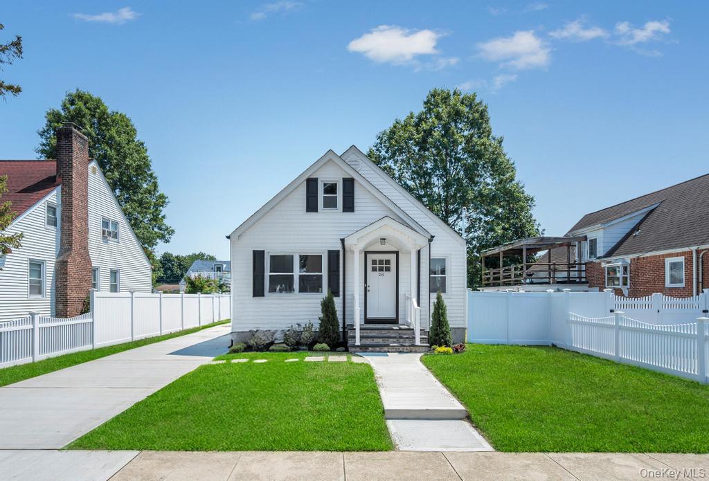 #1 photo, 28 Dale Avenue, 長島 Hempstead , NY 11550