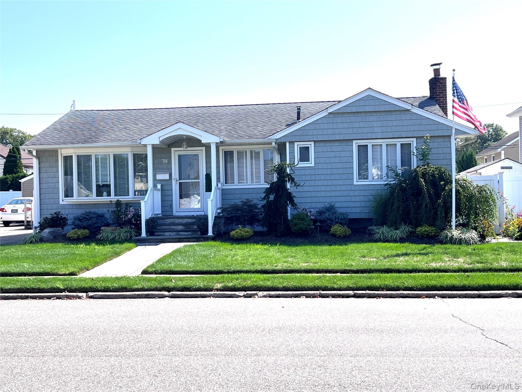 #1 photo, 34 Normandy Drive, Bethpage , NY 11714