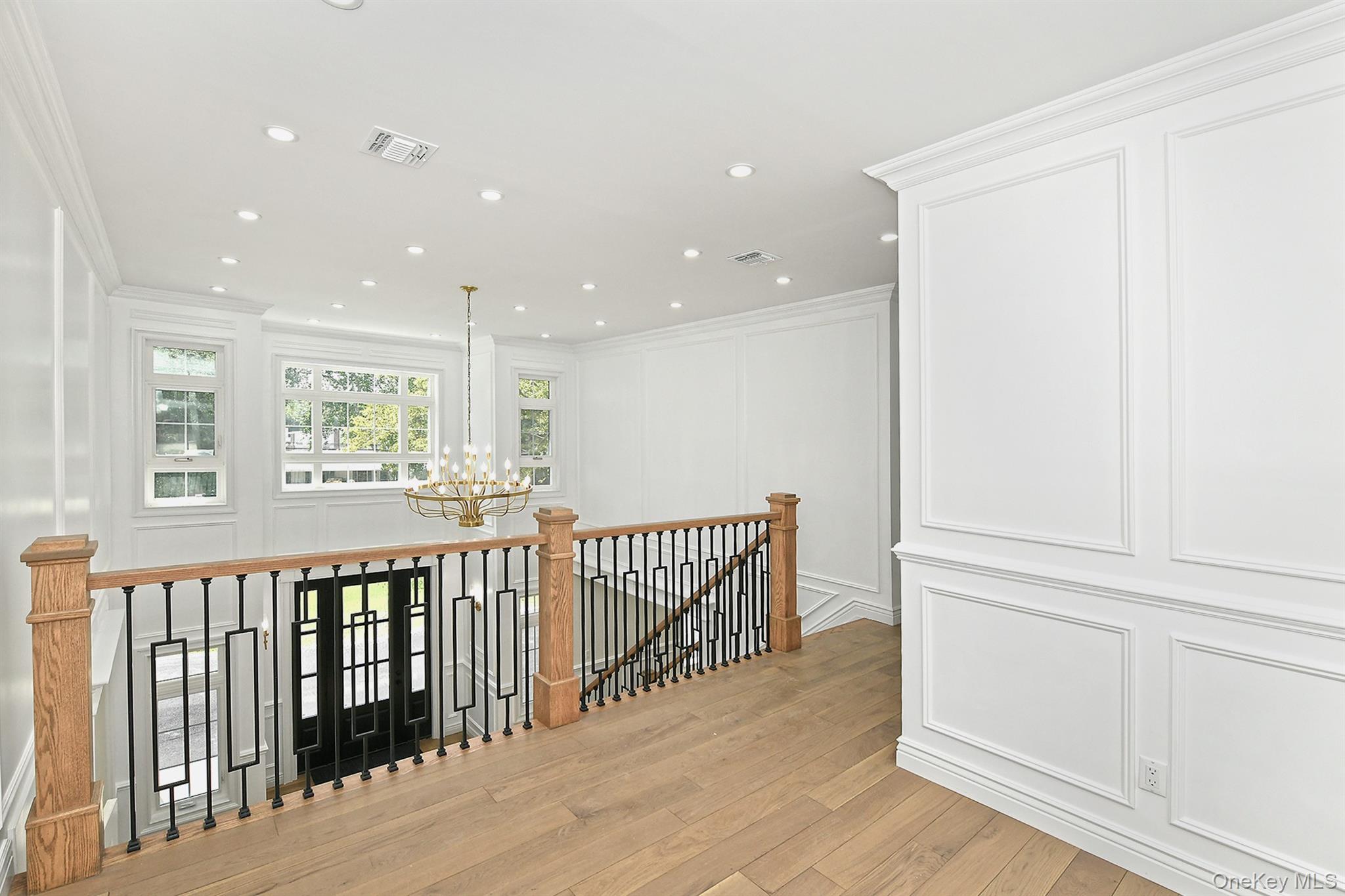 #17 photo, 11 Edcris Lane, サフォーク郡 Huntington , NY 11743