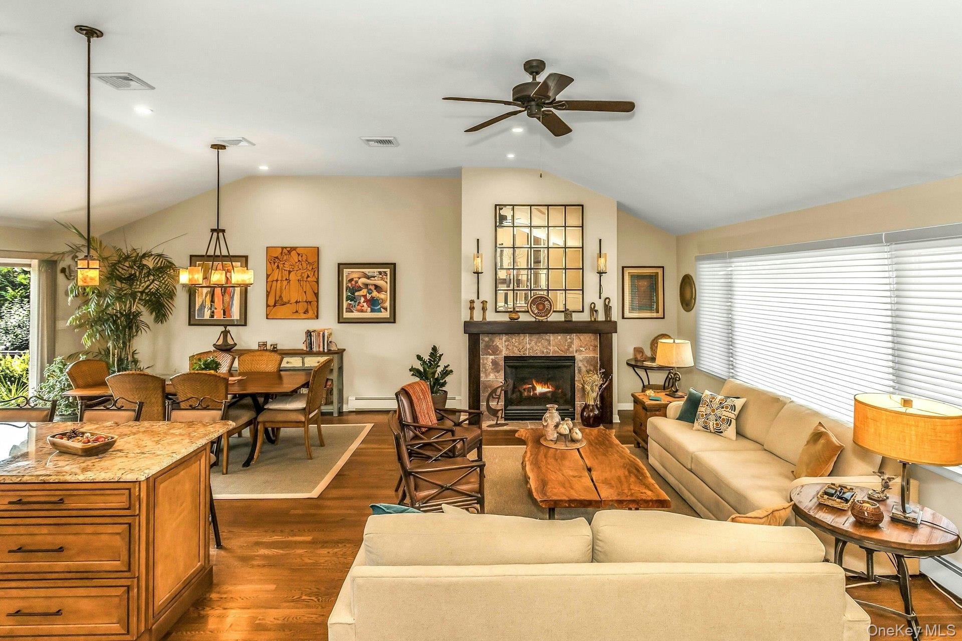 #1 photo, 1148 Howard Drive, वेस्टबरी Westbury , NY 11590