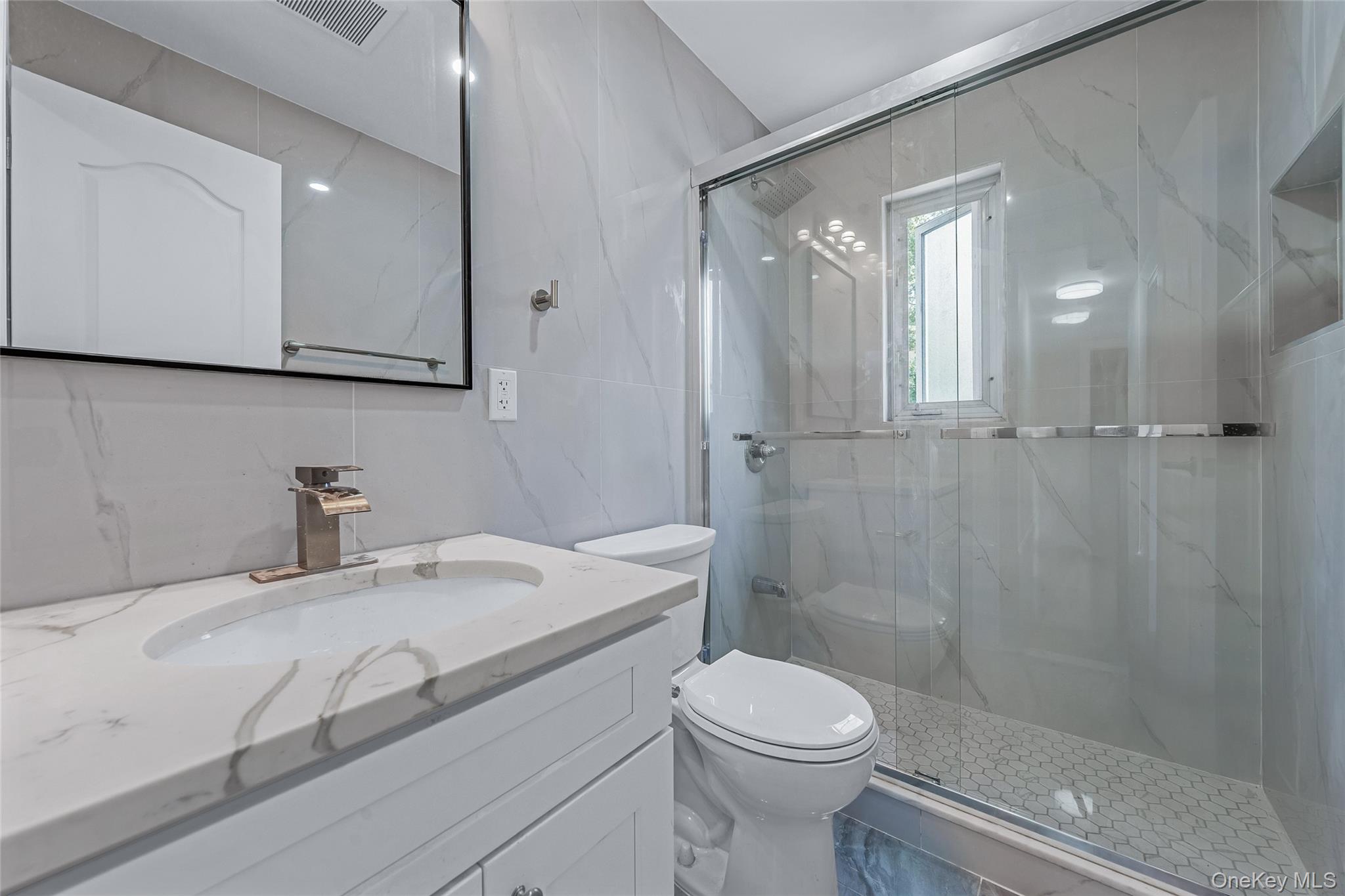 #15 photo, 141-67 72 Crescent, クイーンズ区 Flushing , NY 11367