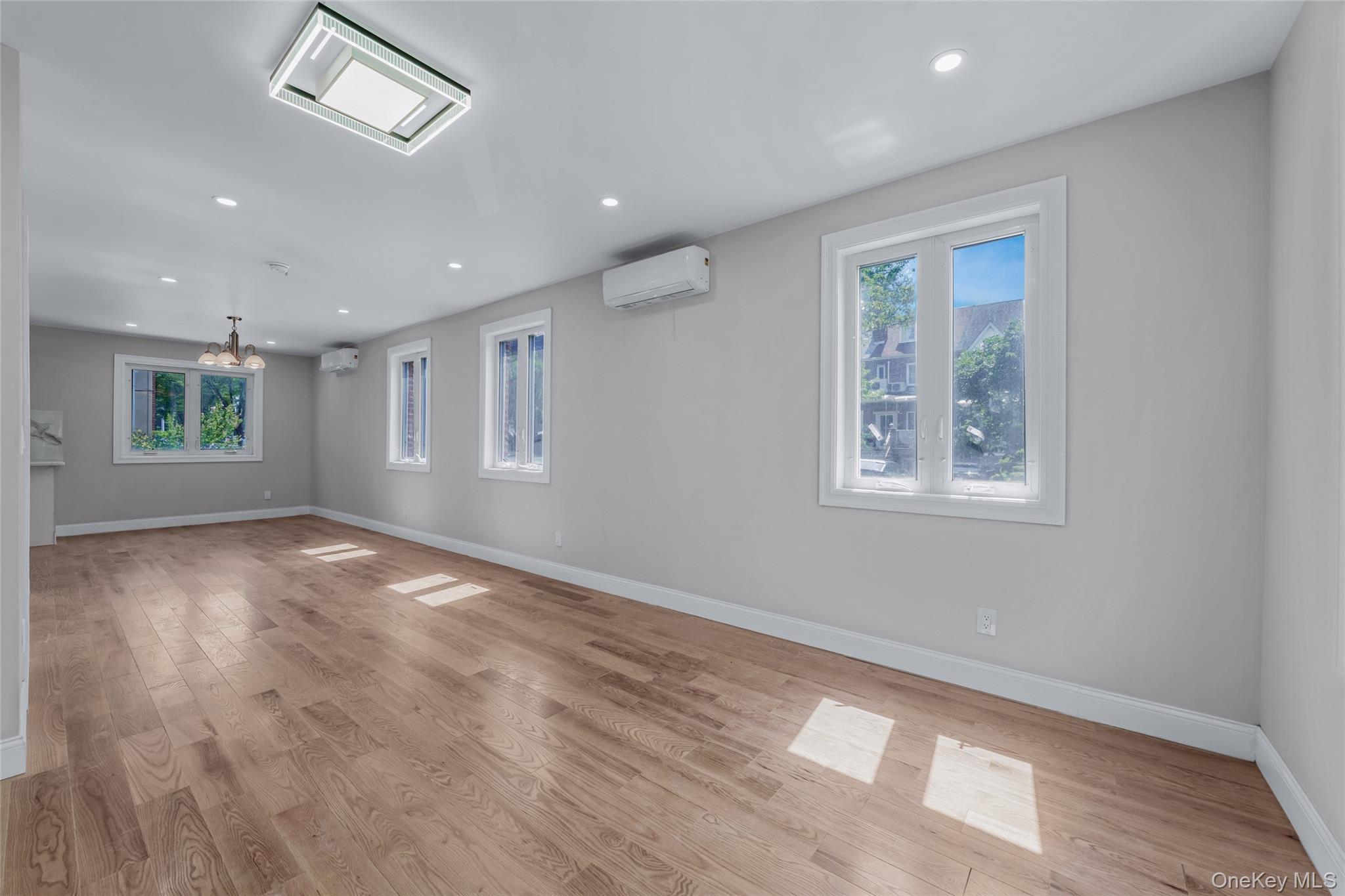 #3 photo, 141-67 72 Crescent, クイーンズ区 Flushing , NY 11367