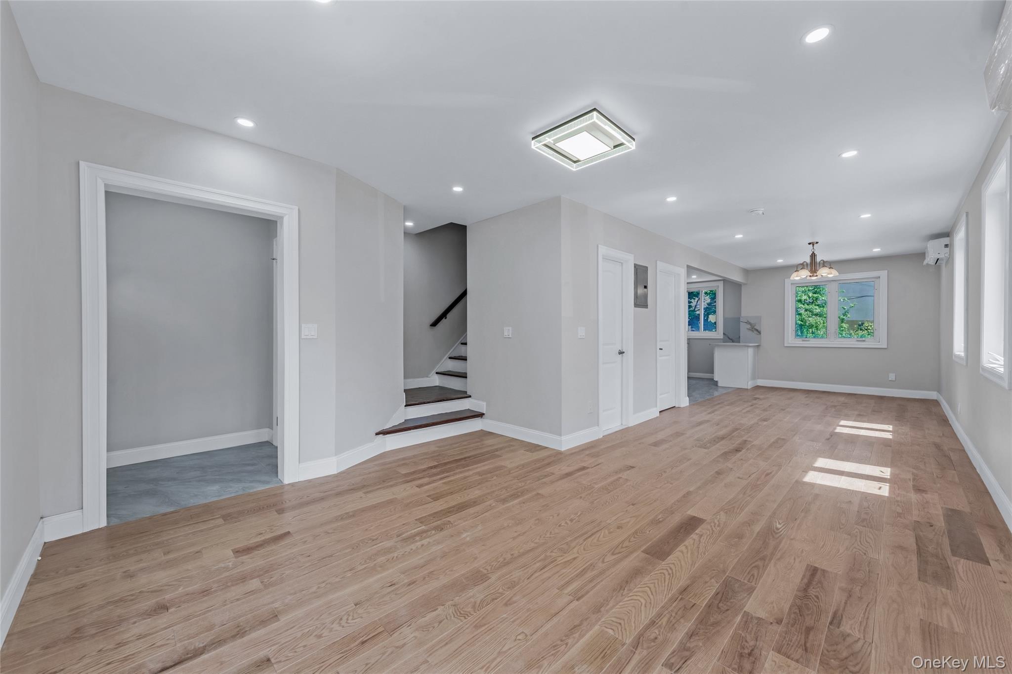 #5 photo, 141-67 72 Crescent, クイーンズ区 Flushing , NY 11367