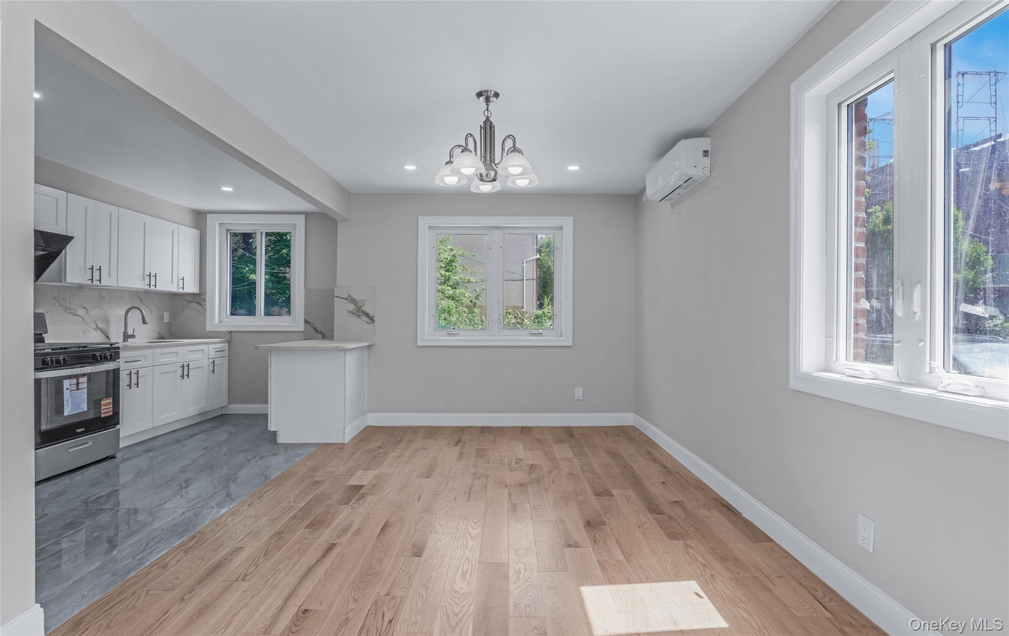 #7 photo, 141-67 72 Crescent, クイーンズ区 Flushing , NY 11367