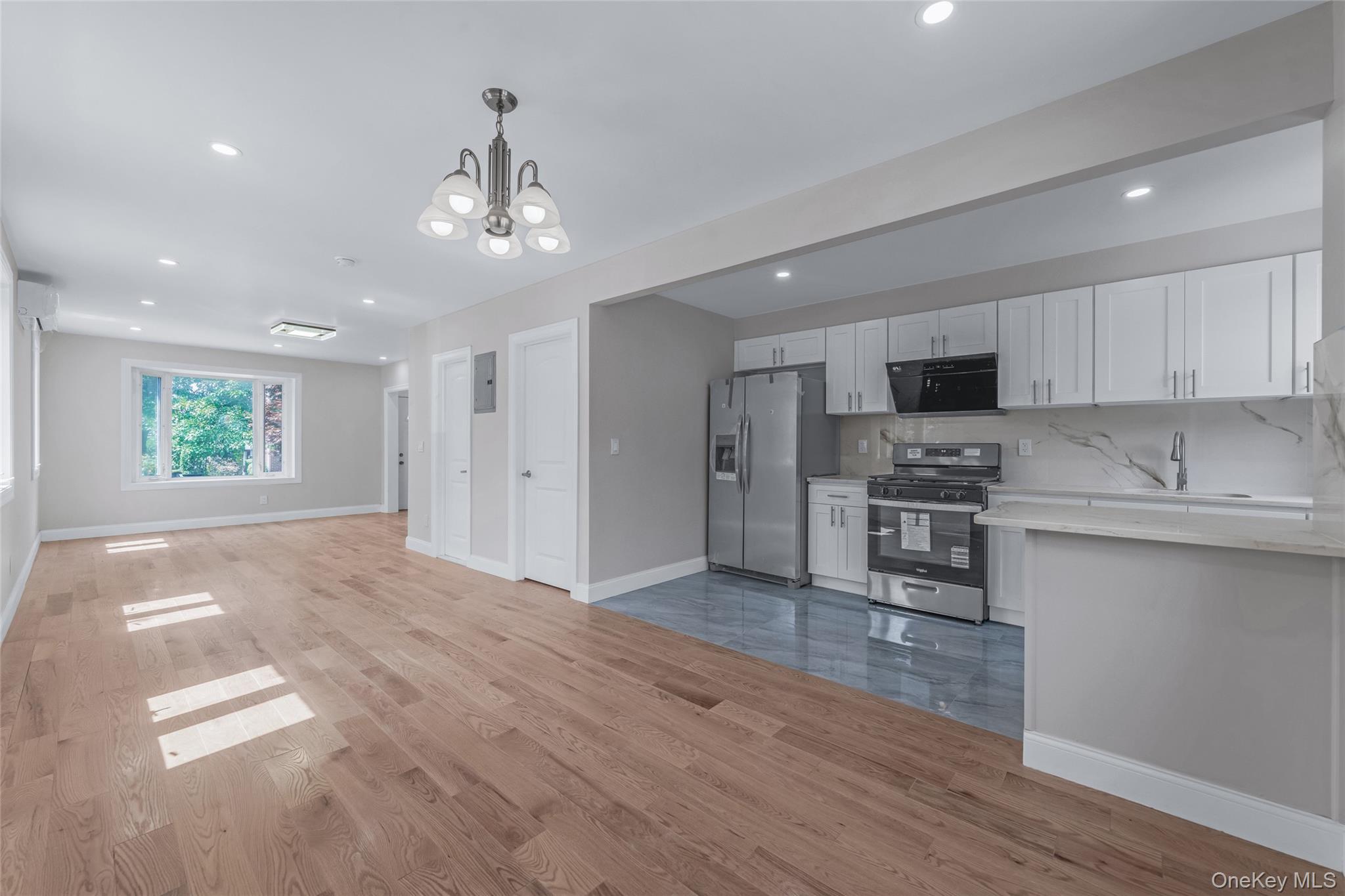 #8 photo, 141-67 72 Crescent, クイーンズ区 Flushing , NY 11367