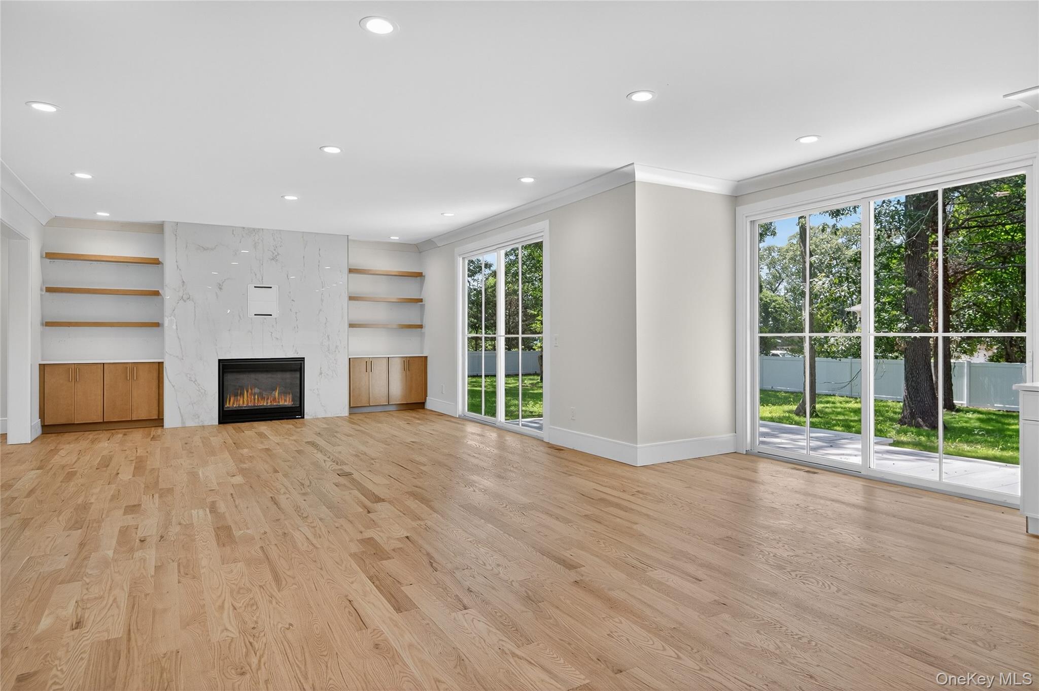 #10 photo, 654 Caledonia Road, Dix Hills , NY 11746