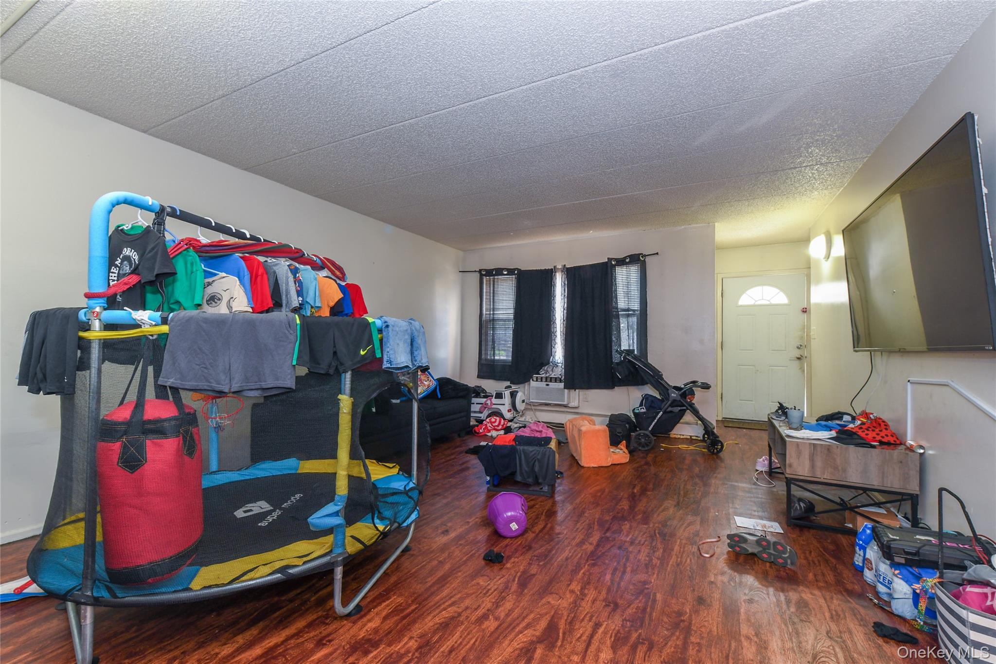 #12 photo, 10741 Sutphin Boulevard, クイーンズ区 Jamaica South , NY 11435