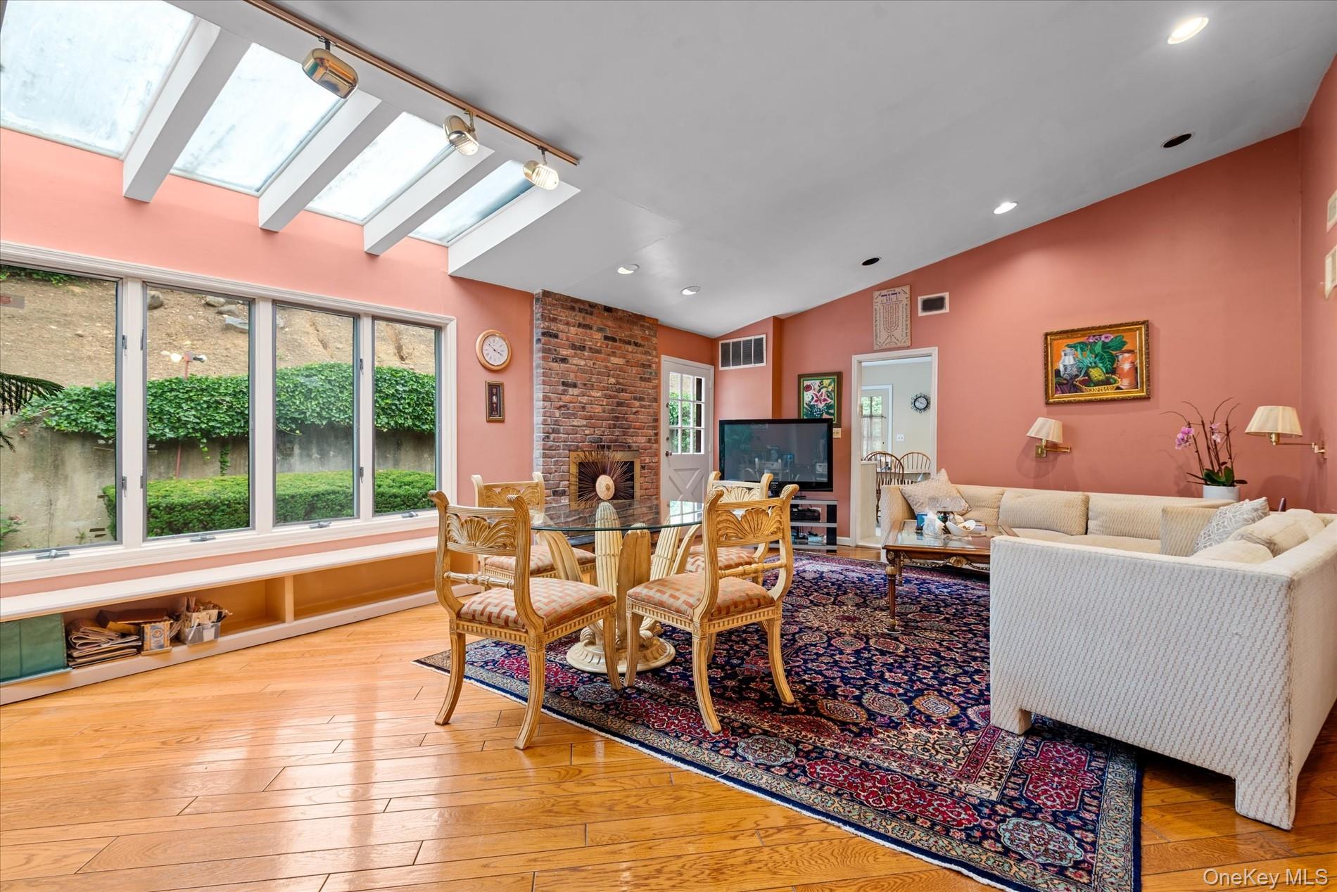 #11 photo, 8 Pine Drive, ナッソー郡 Great Neck , NY 11021