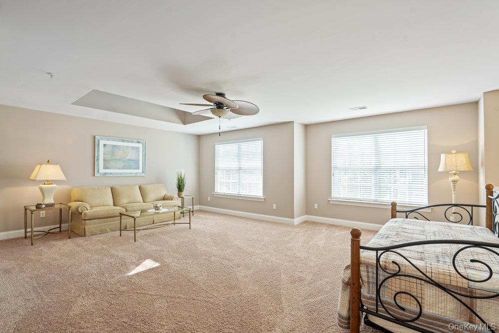 #19 photo, 162 Halley Drive, サフォーク郡 Blue Point , NY 11715