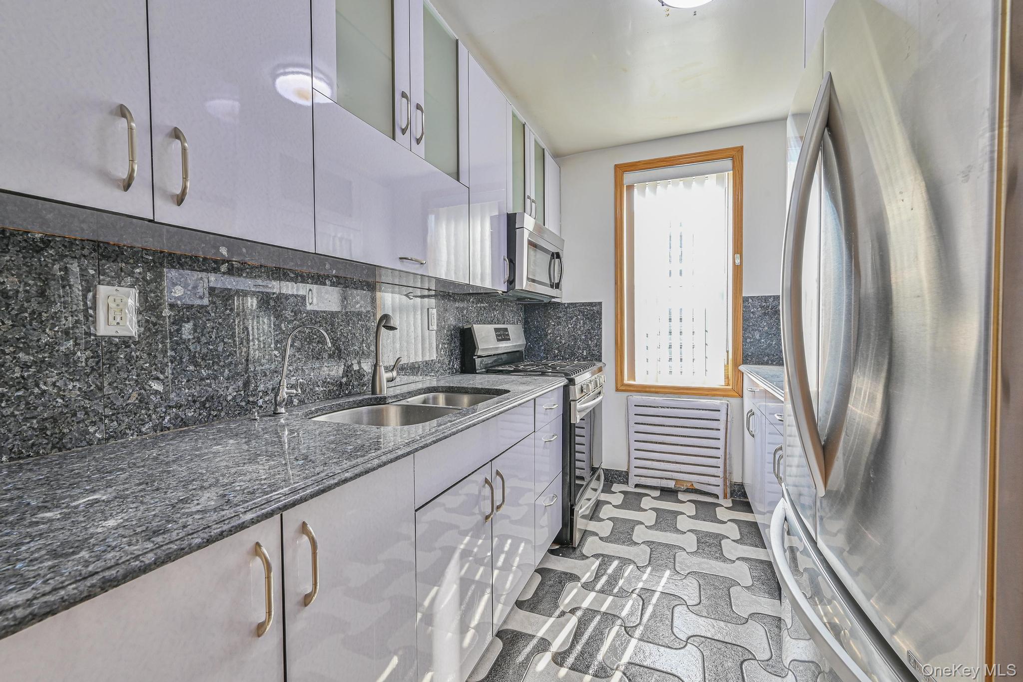 #5 photo, 6259 108th Street, クイーンズ区 Forest Hills , NY 11375