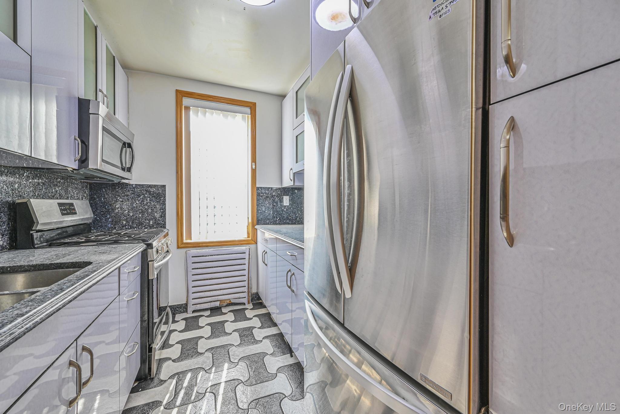 #6 photo, 6259 108th Street, クイーンズ区 Forest Hills , NY 11375