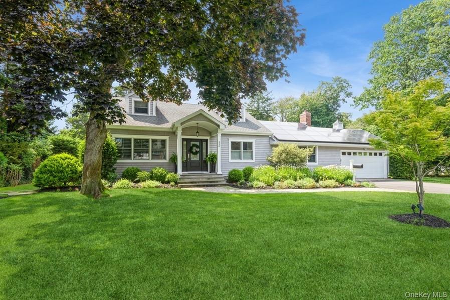 #1 photo, 330 Private Road, サフォーク郡 East Patchogue , NY 11772