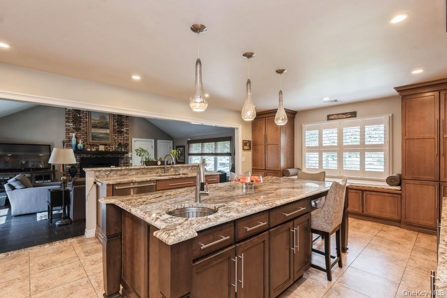 #19 photo, 330 Private Road, サフォーク郡 East Patchogue , NY 11772