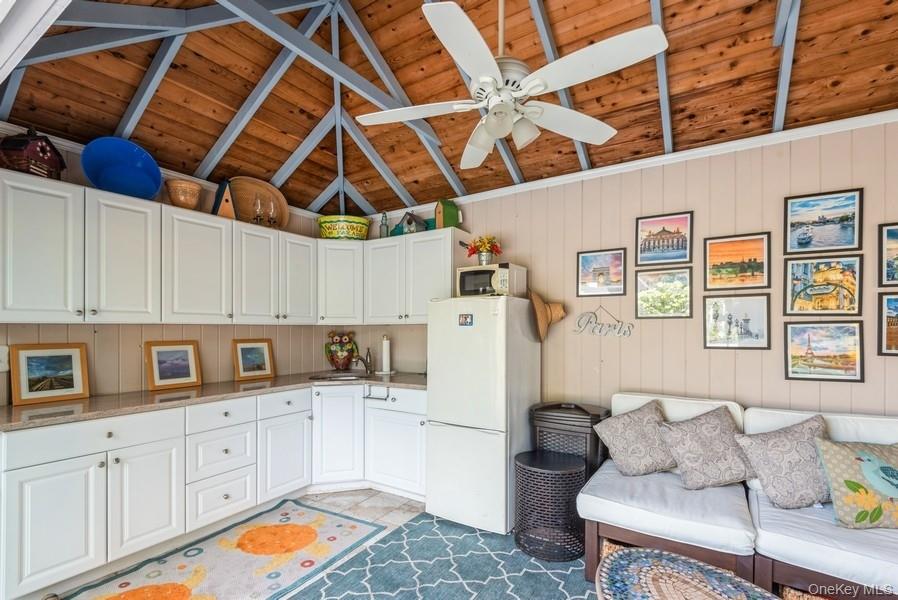 #6 photo, 330 Private Road, サフォーク郡 East Patchogue , NY 11772