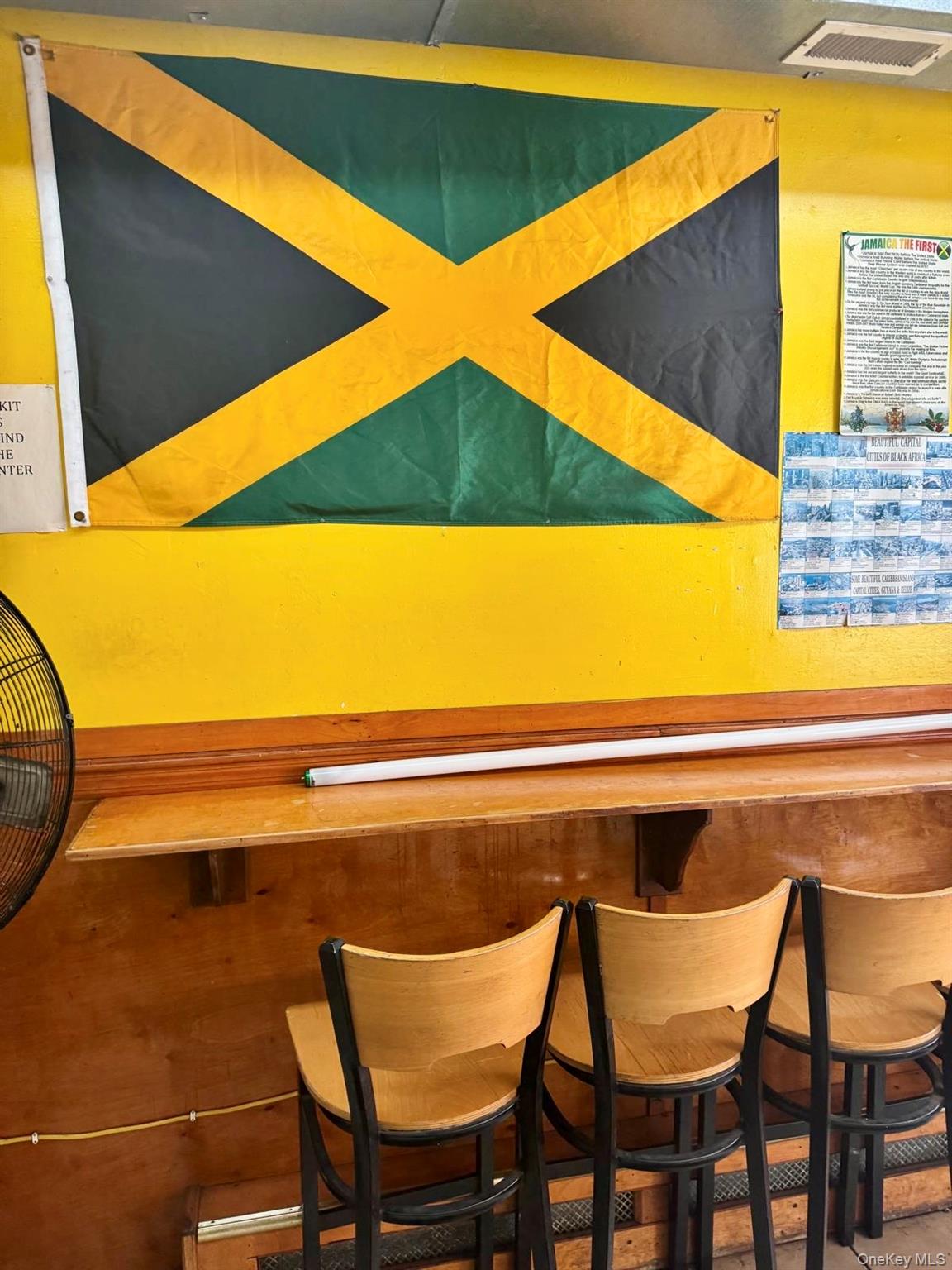 #1 photo, 4143 White Plains Road, ブロンクス区 Bronx , NY 10466