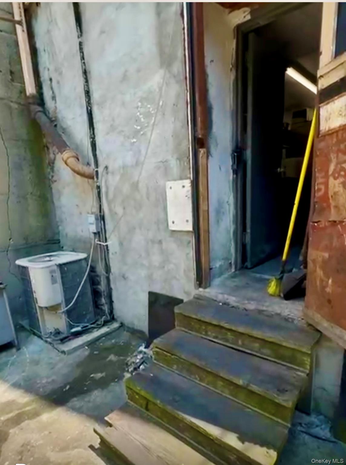 #9 photo, 4143 White Plains Road, ブロンクス区 Bronx , NY 10466