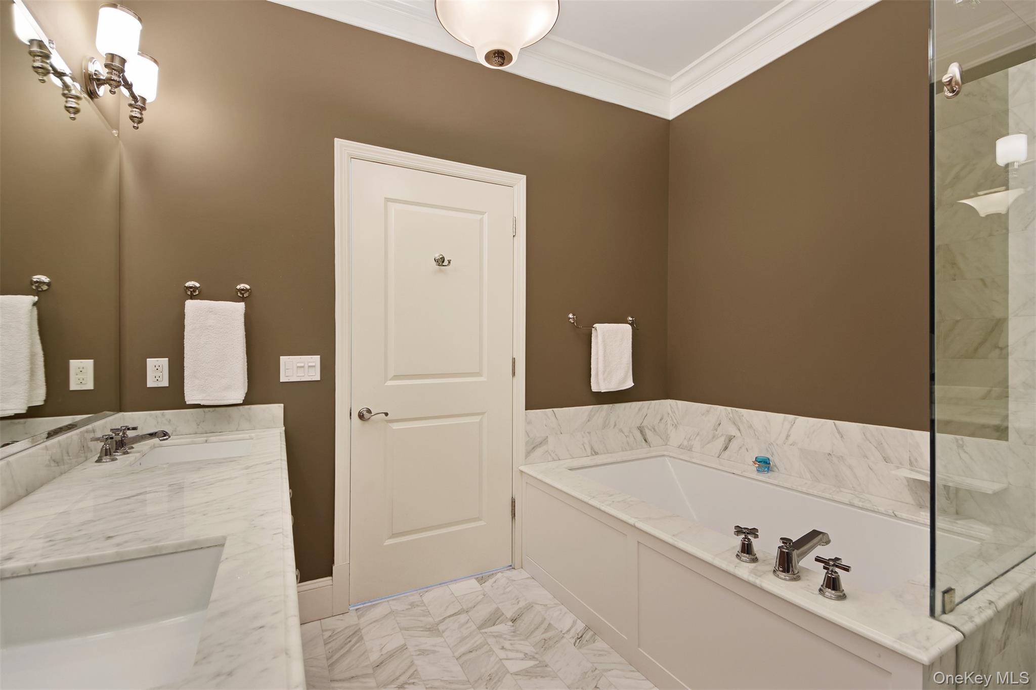 #6 photo, 127 W Main Street, Tarrytown , NY 10591