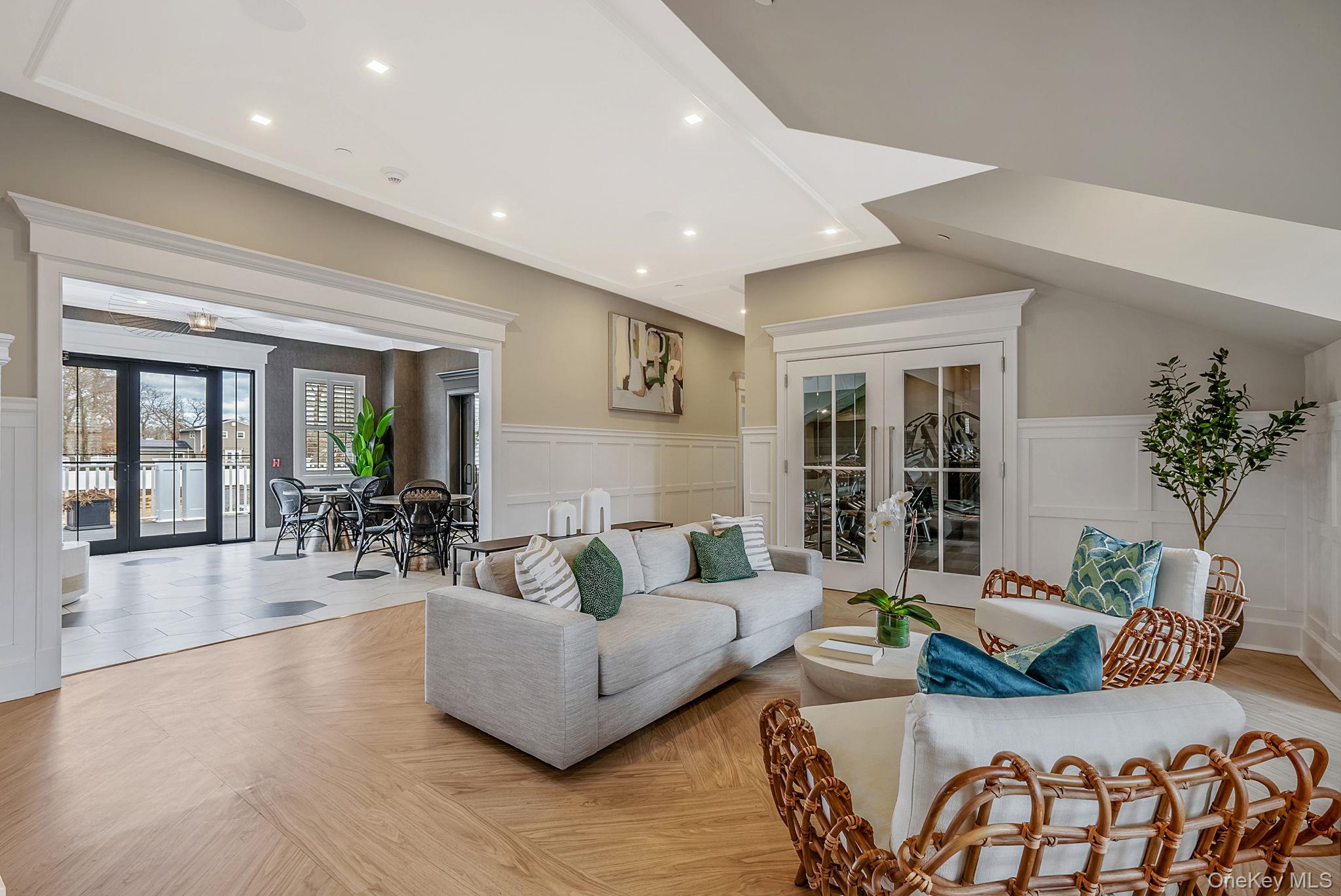 #16 photo, 142 August Circle, מחוז סאפוק East Northport , NY 11731