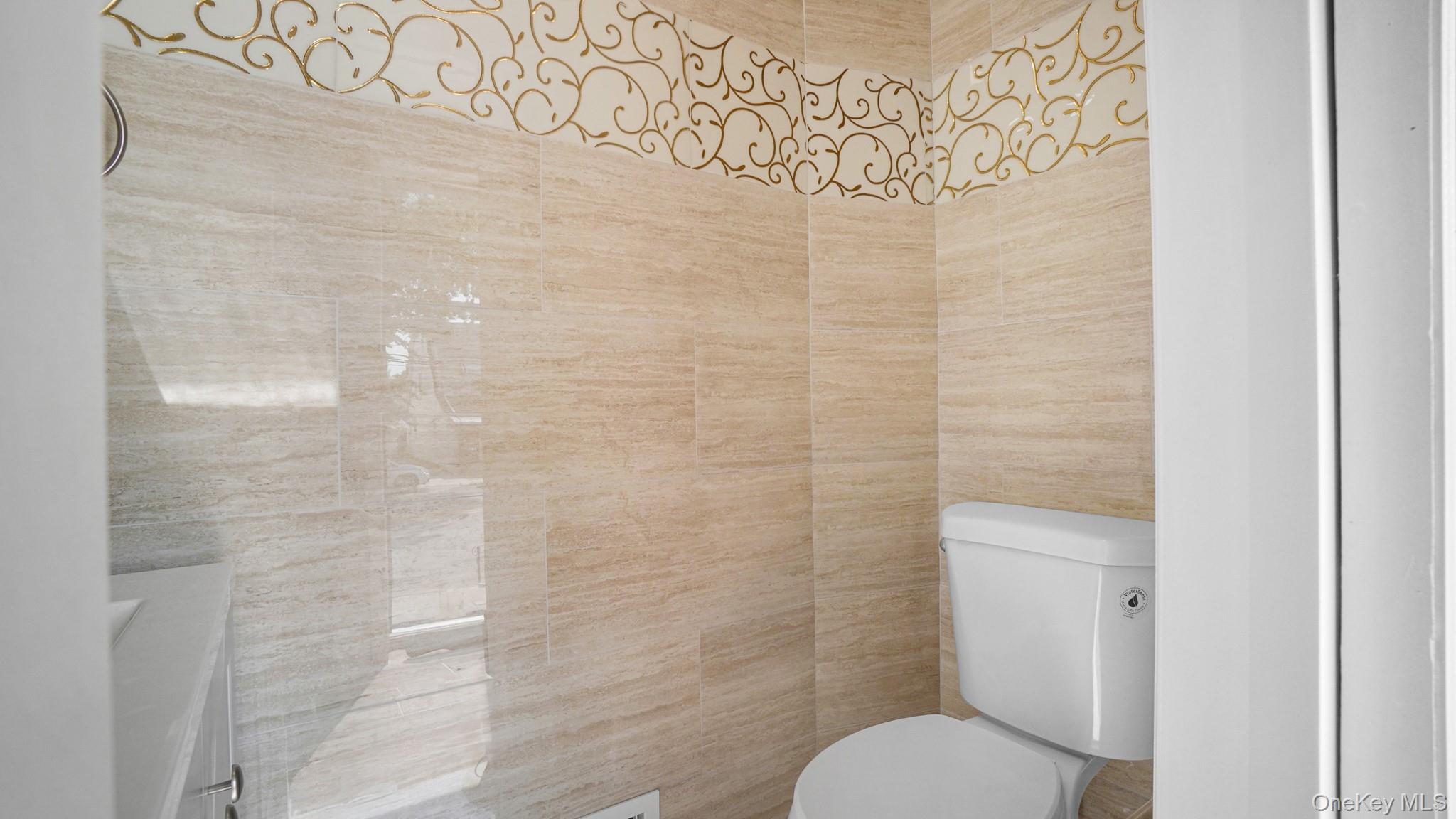 #10 photo, 89-77 Springfiled Boulevard, क्वीन्स गाँव Queens Village , NY 11427