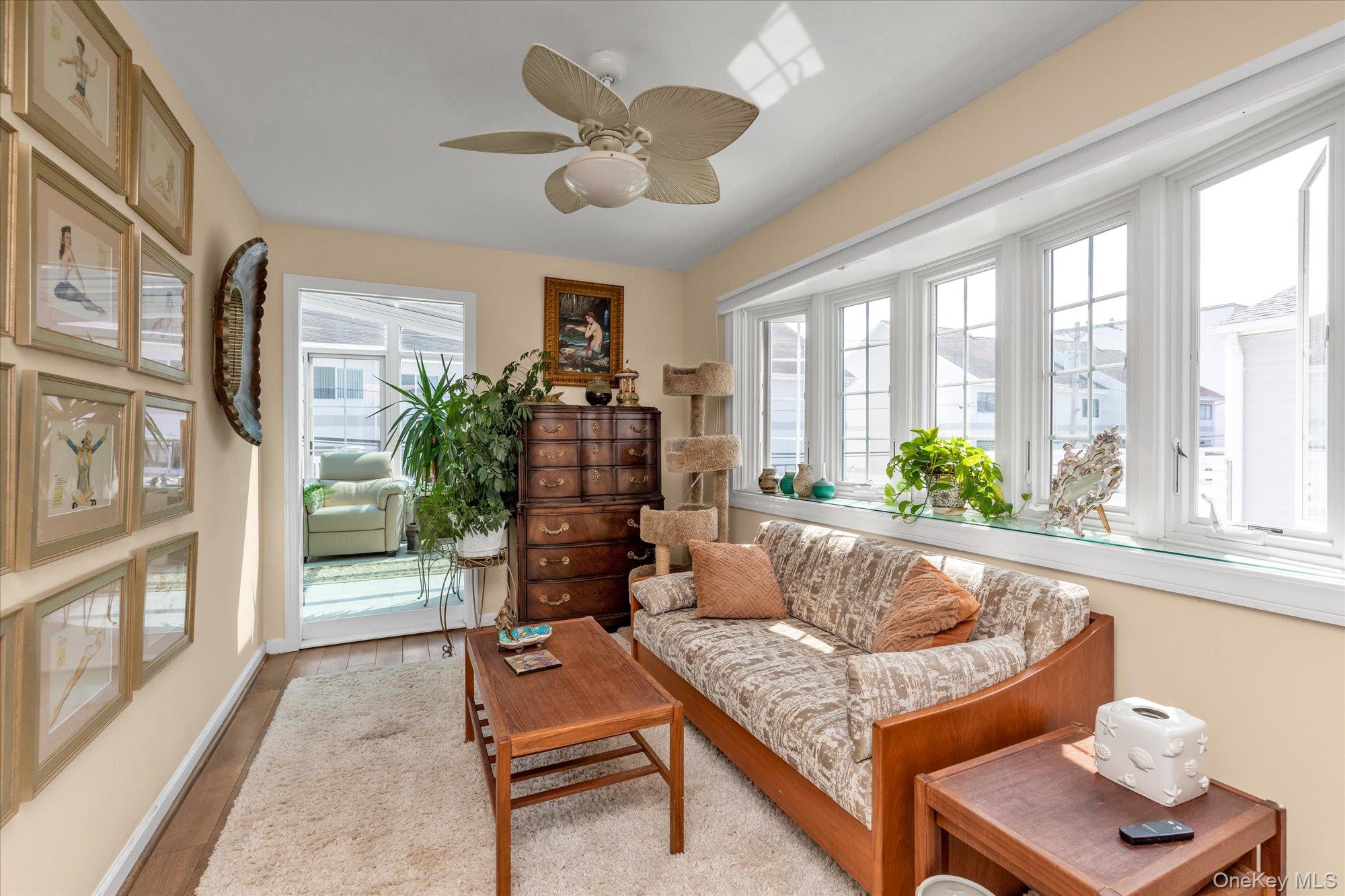 #20 photo, 500 W Penn Street, ナッソー郡 Long Beach , NY 11561