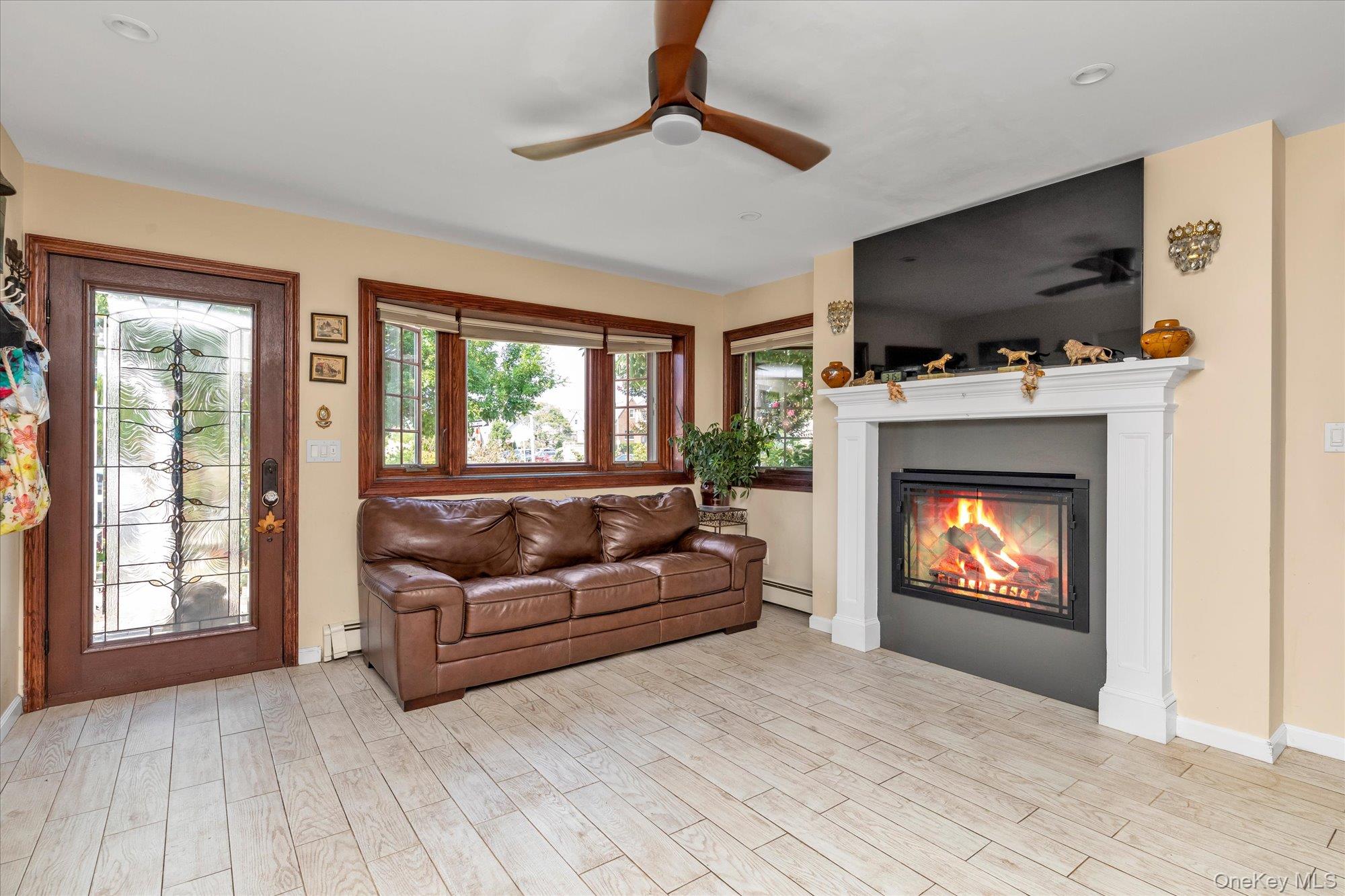 #7 photo, 500 W Penn Street, ナッソー郡 Long Beach , NY 11561