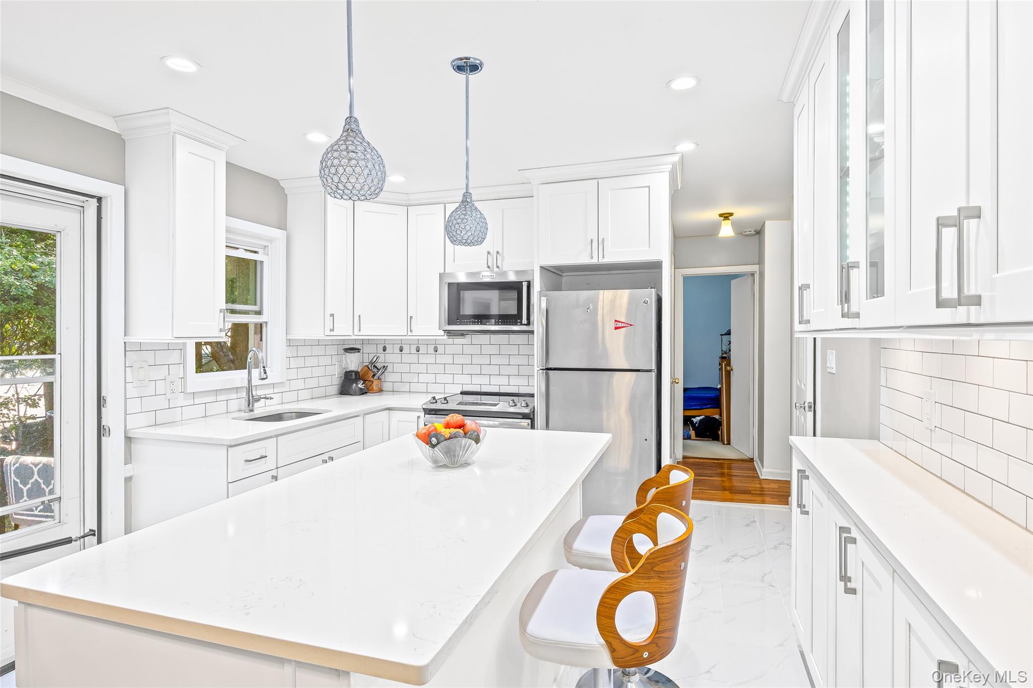 #10 photo, 1013 Stafford Road, Valley Stream , NY 11580