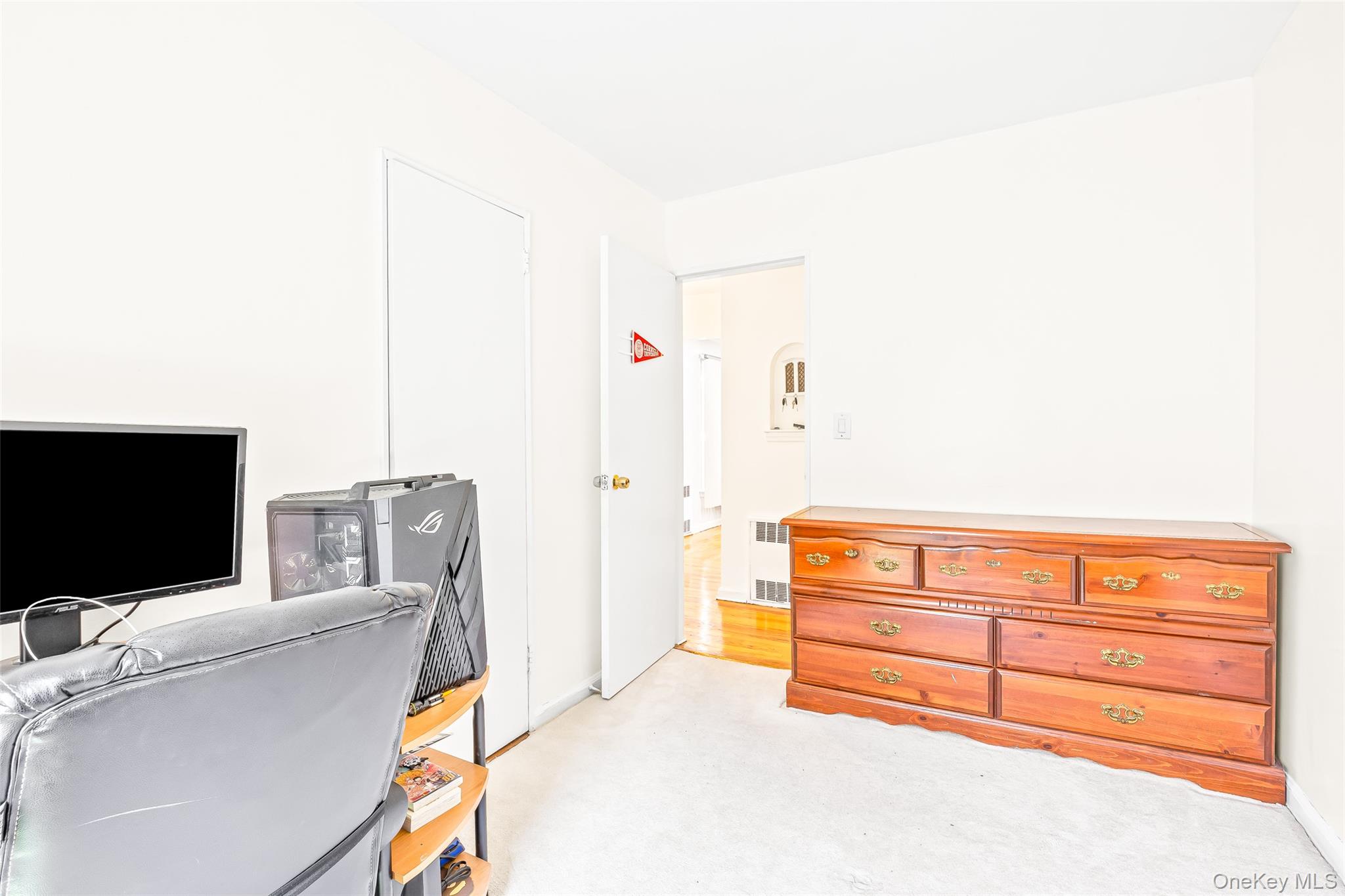 #19 photo, 1013 Stafford Road, Valley Stream , NY 11580