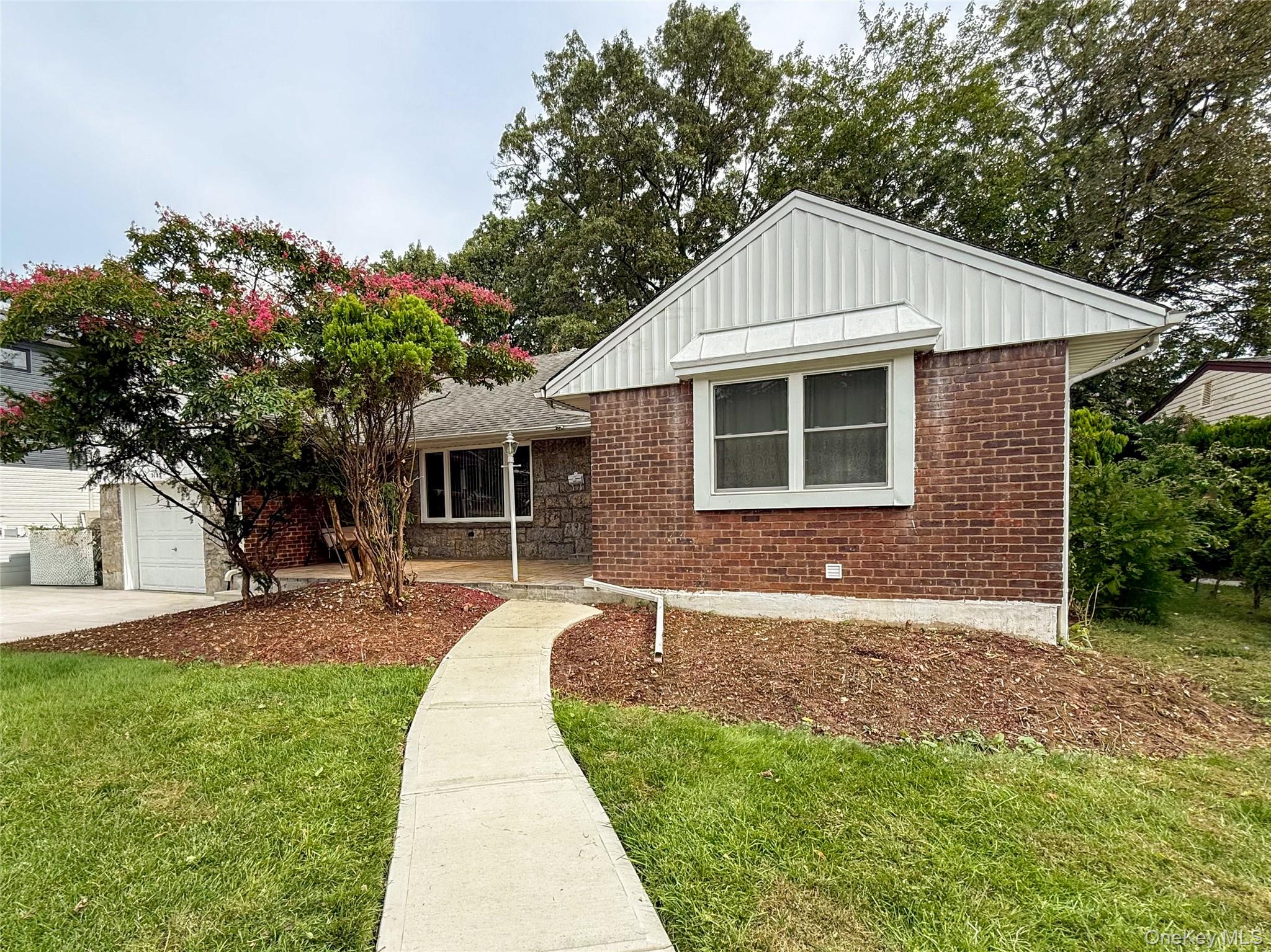 #2 photo, 1013 Stafford Road, Valley Stream , NY 11580