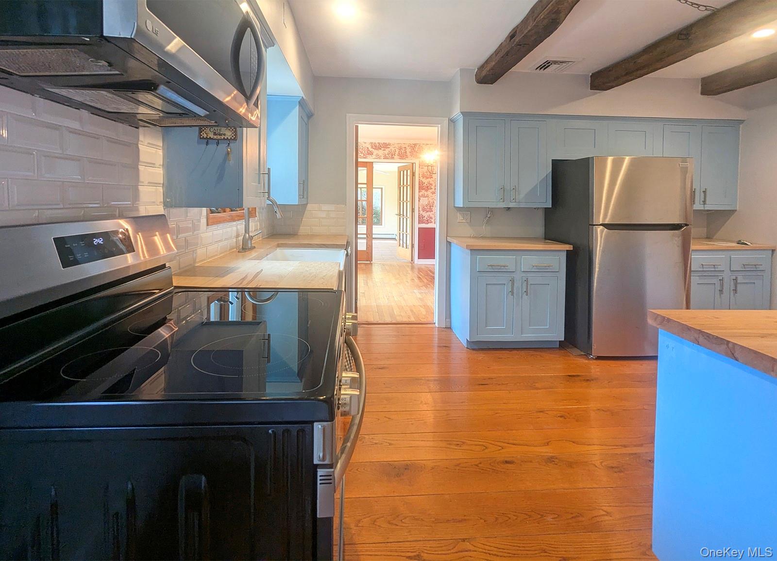 #11 photo, 48 Bayberry Avenue, ナッソー郡 Garden City , NY 11530