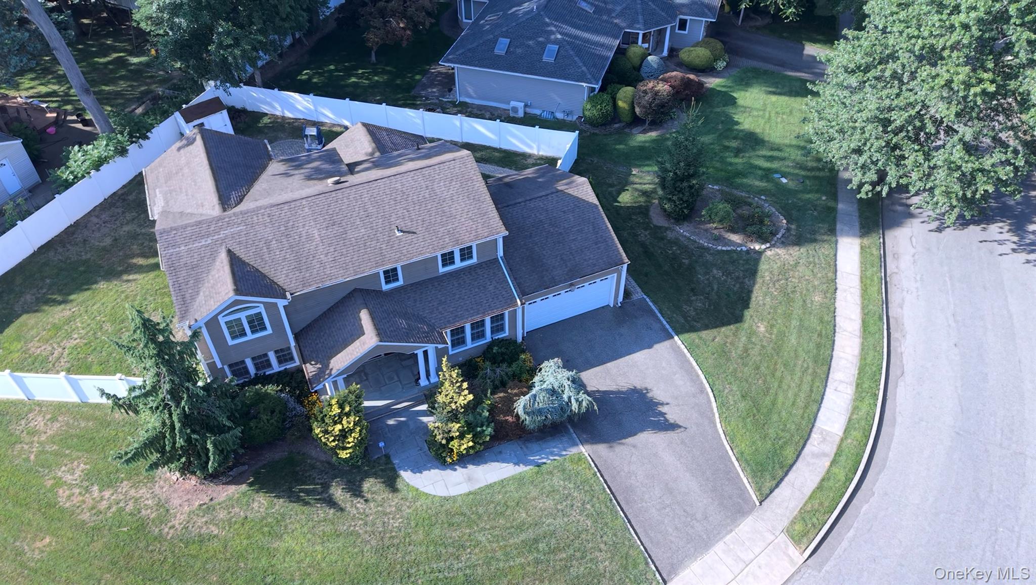 #3 photo, 35 Moss Lane, ナッソー郡 Jericho , NY 11753