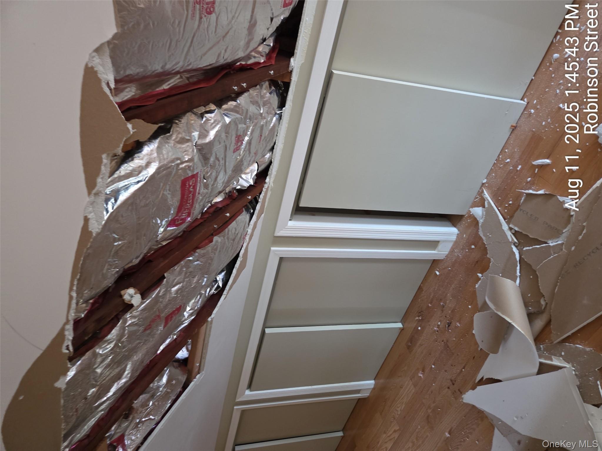 #13 photo, 52-05 Robinson St, फ्लशिंग Flushing , NY 11335