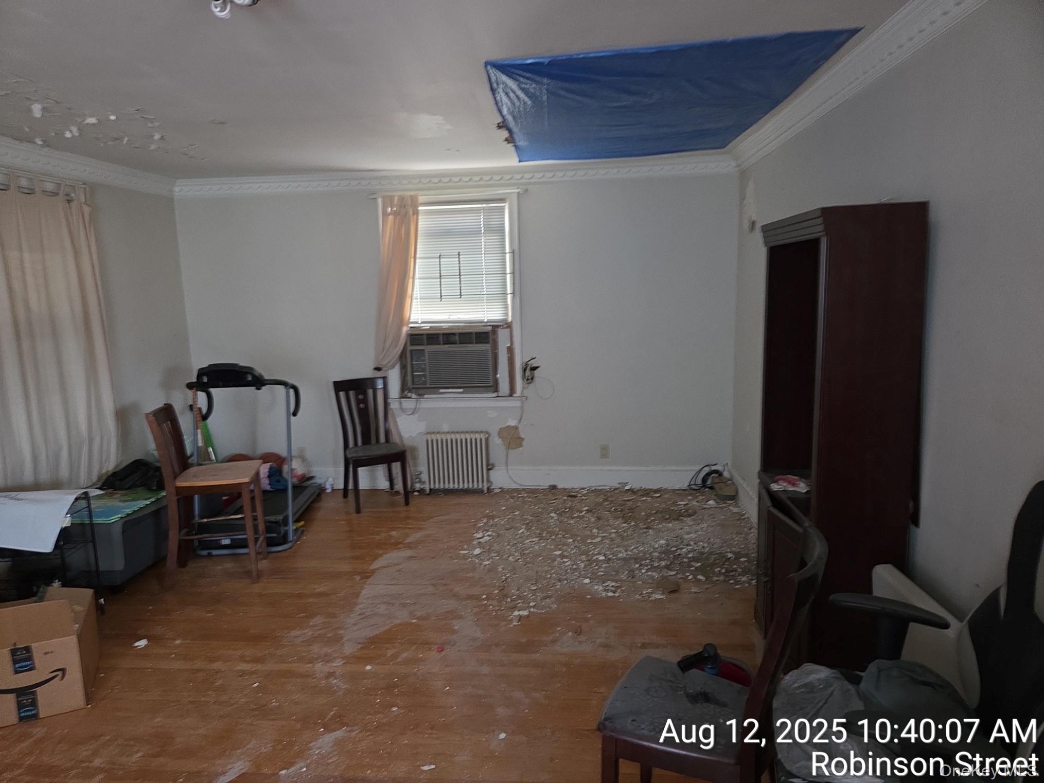 #14 photo, 52-05 Robinson St, फ्लशिंग Flushing , NY 11335